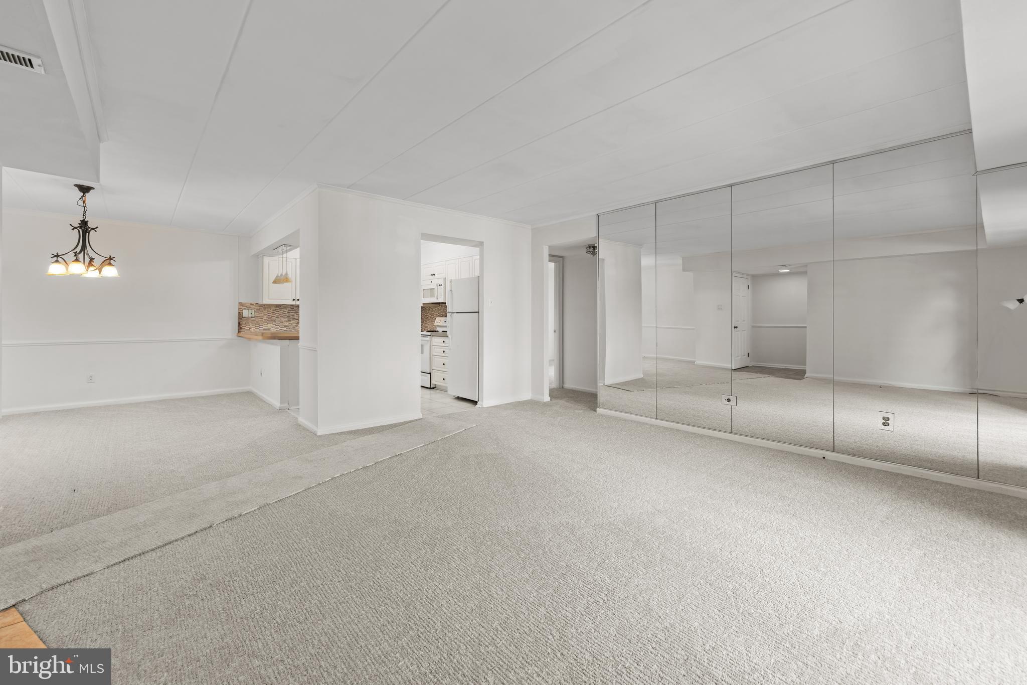SUMMIT RIDGE - Residential