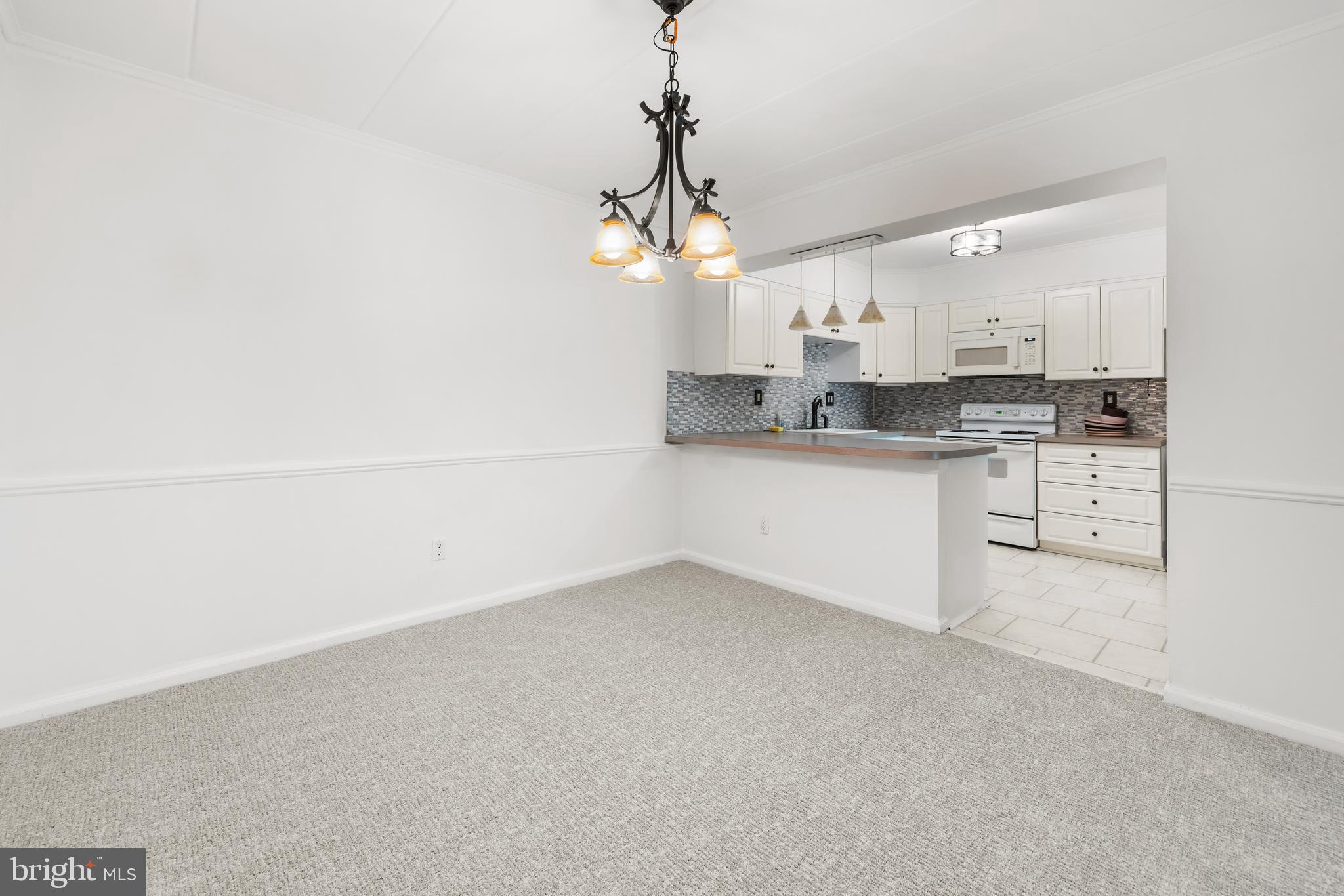 SUMMIT RIDGE - Residential
