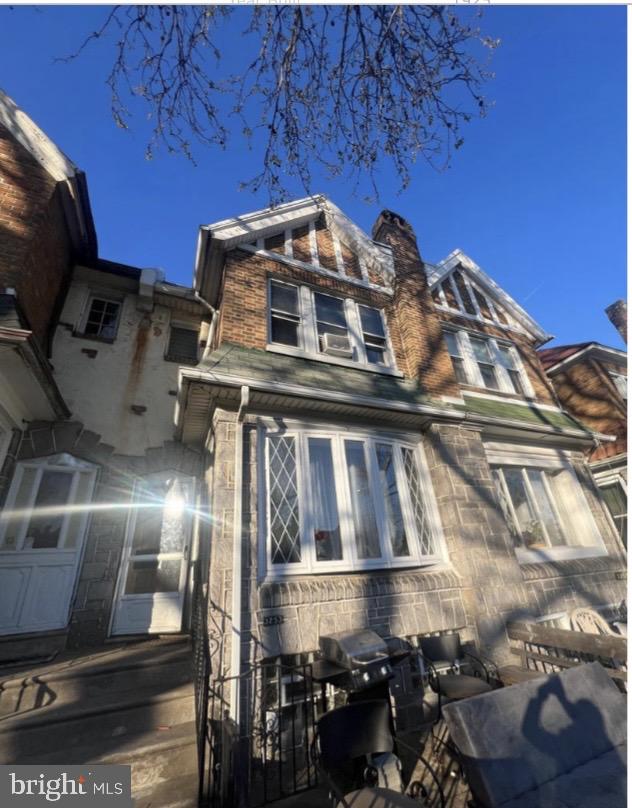 MAYFAIR - Residential