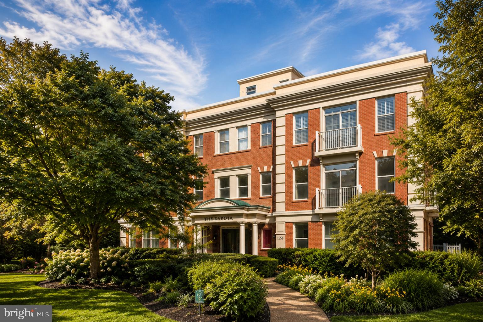 DAKOTA - Residential