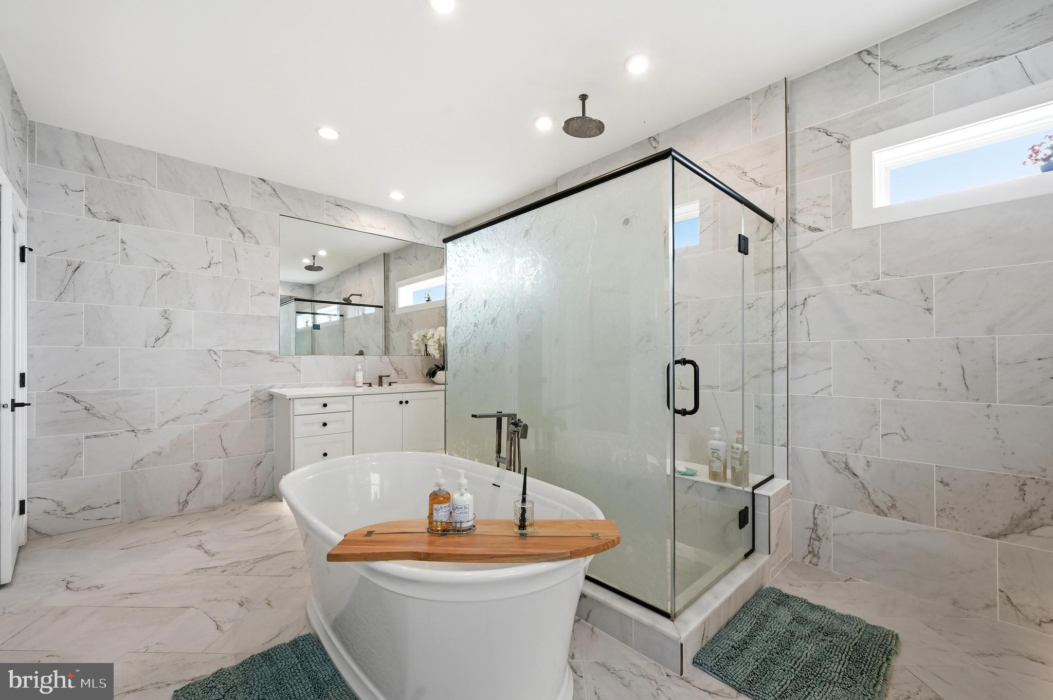 CHESTER SPRINGS CROSSING - Residential