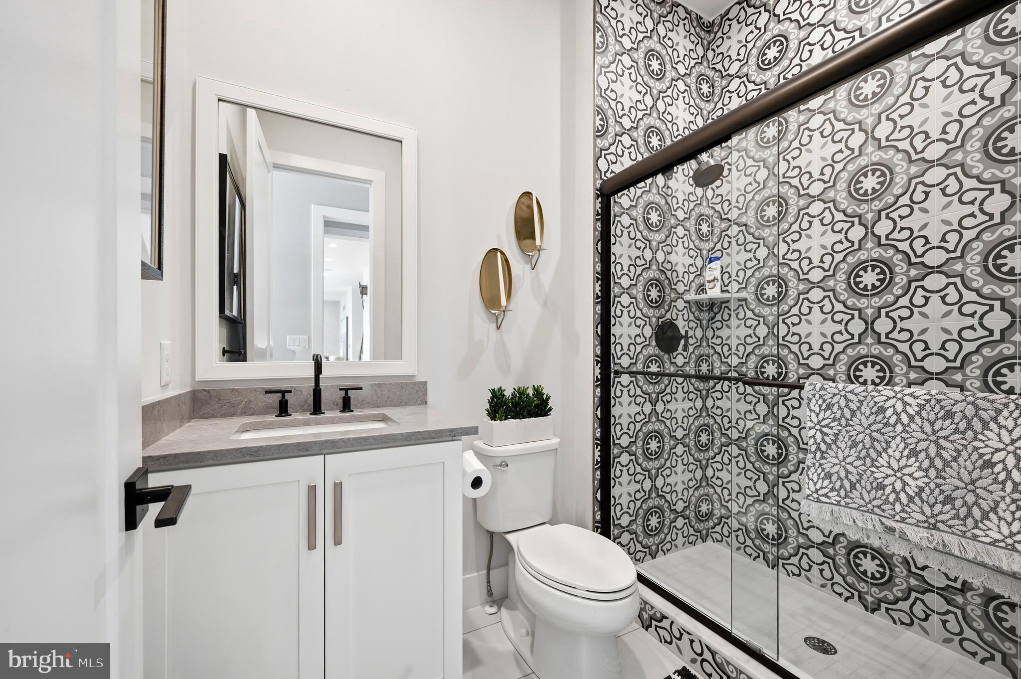 CHESTER SPRINGS CROSSING - Residential