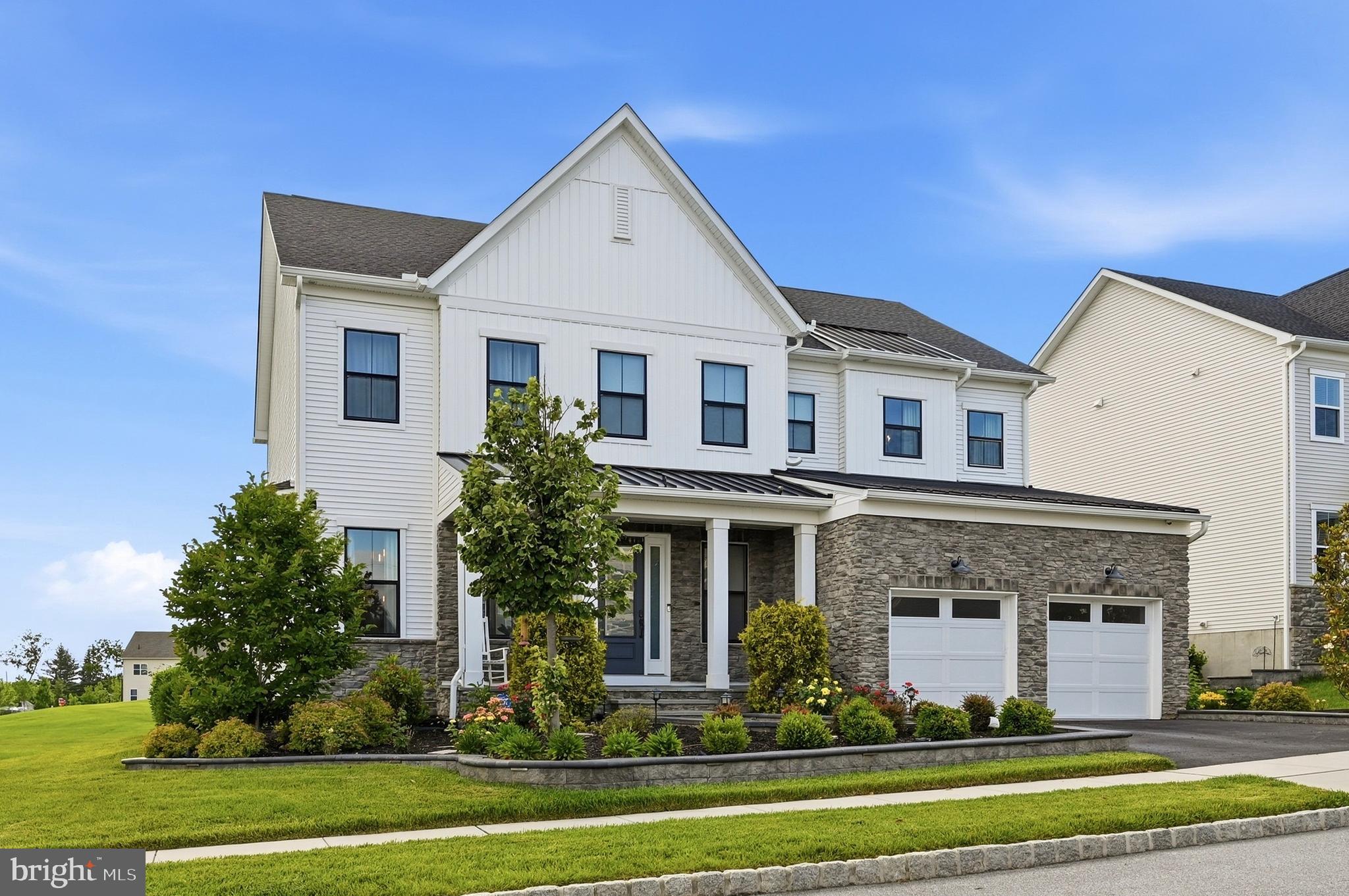 CHESTER SPRINGS CROSSING - Residential