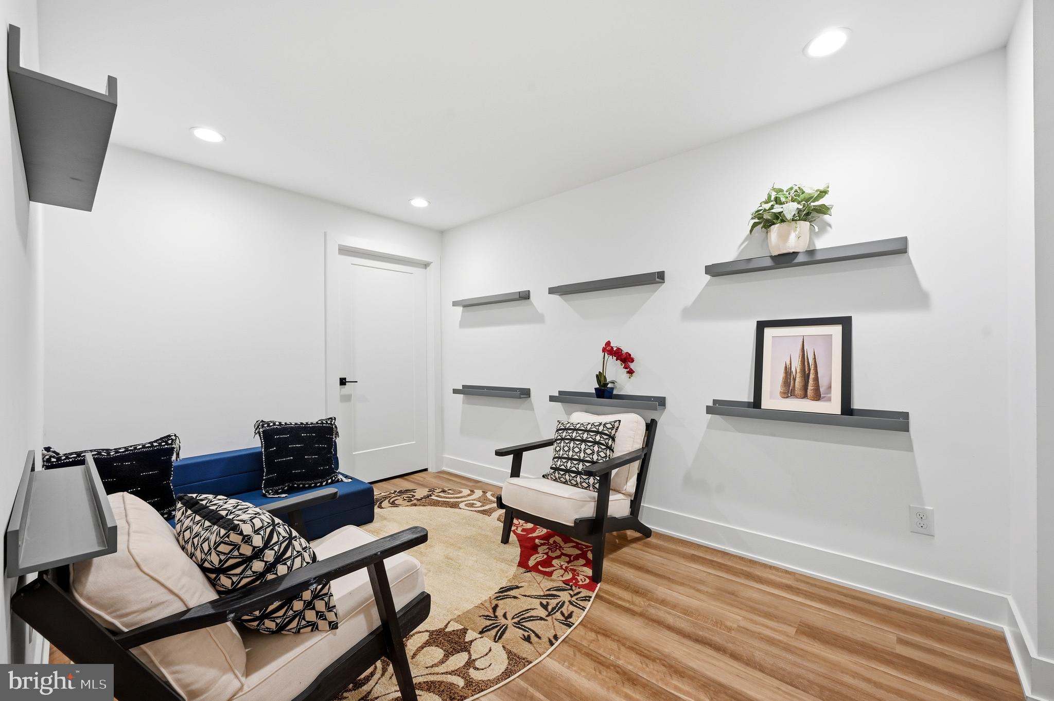 CHESTER SPRINGS CROSSING - Residential
