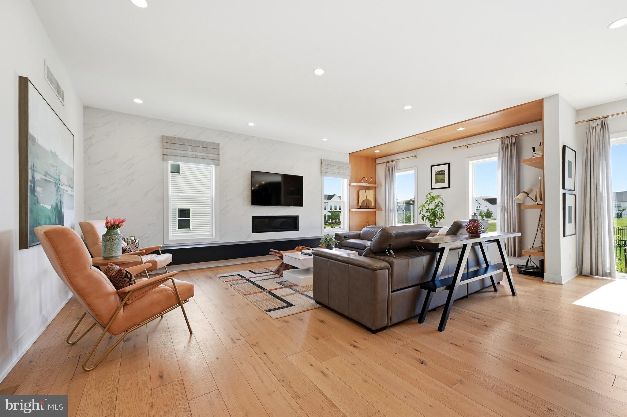 CHESTER SPRINGS CROSSING - Residential