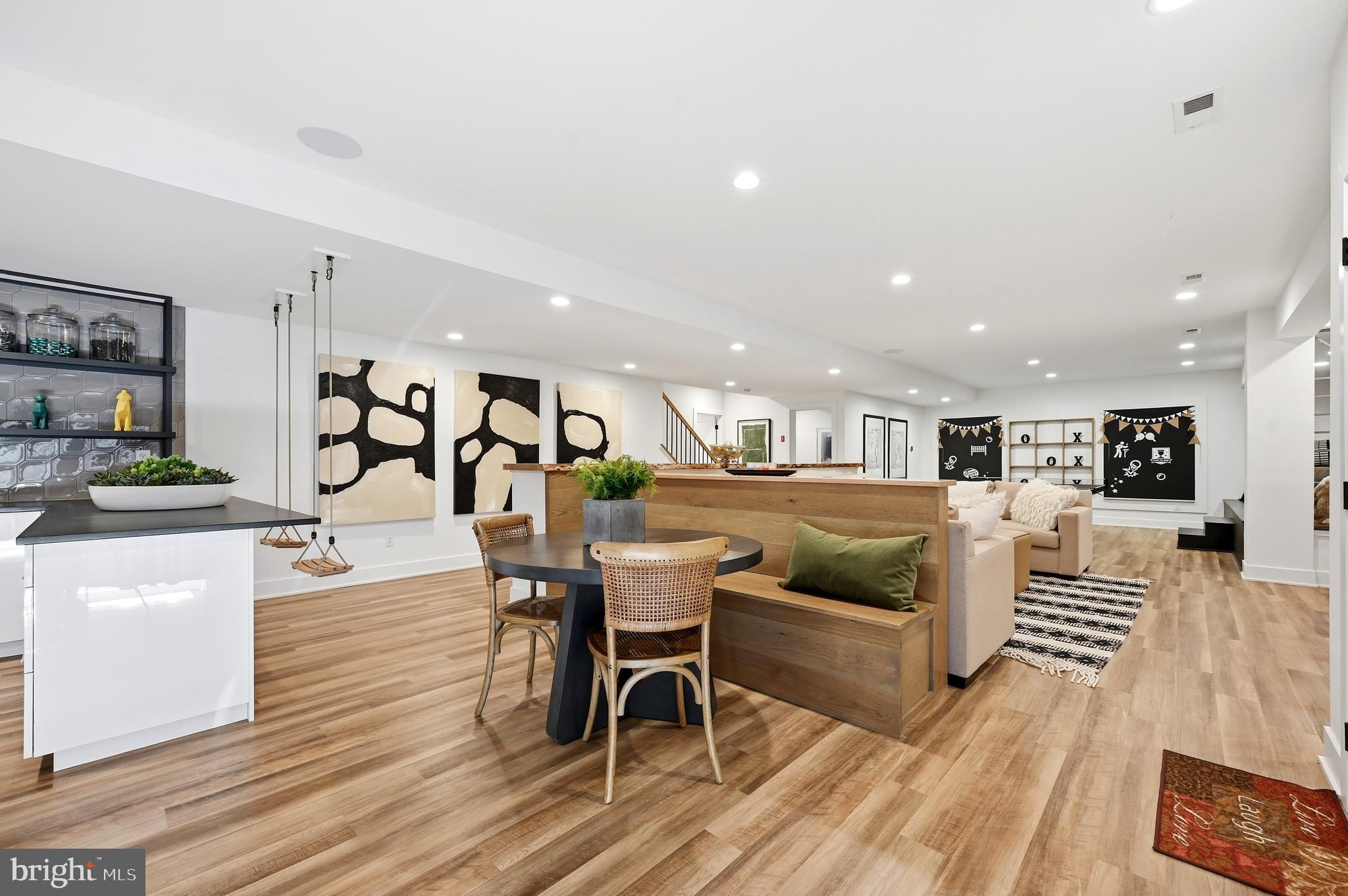 CHESTER SPRINGS CROSSING - Residential