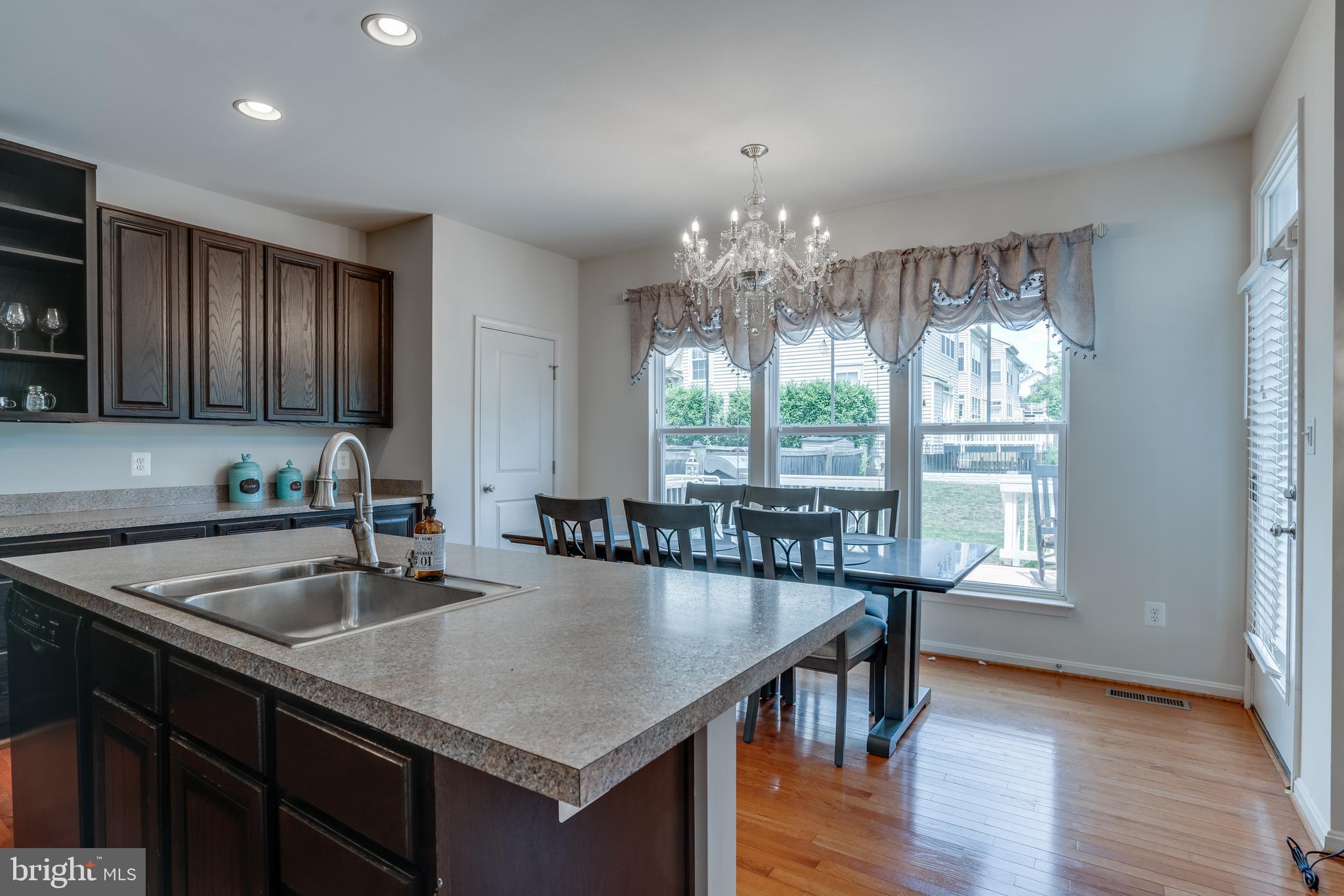 PEMBROOKE/VICTORY LAKES - Residential