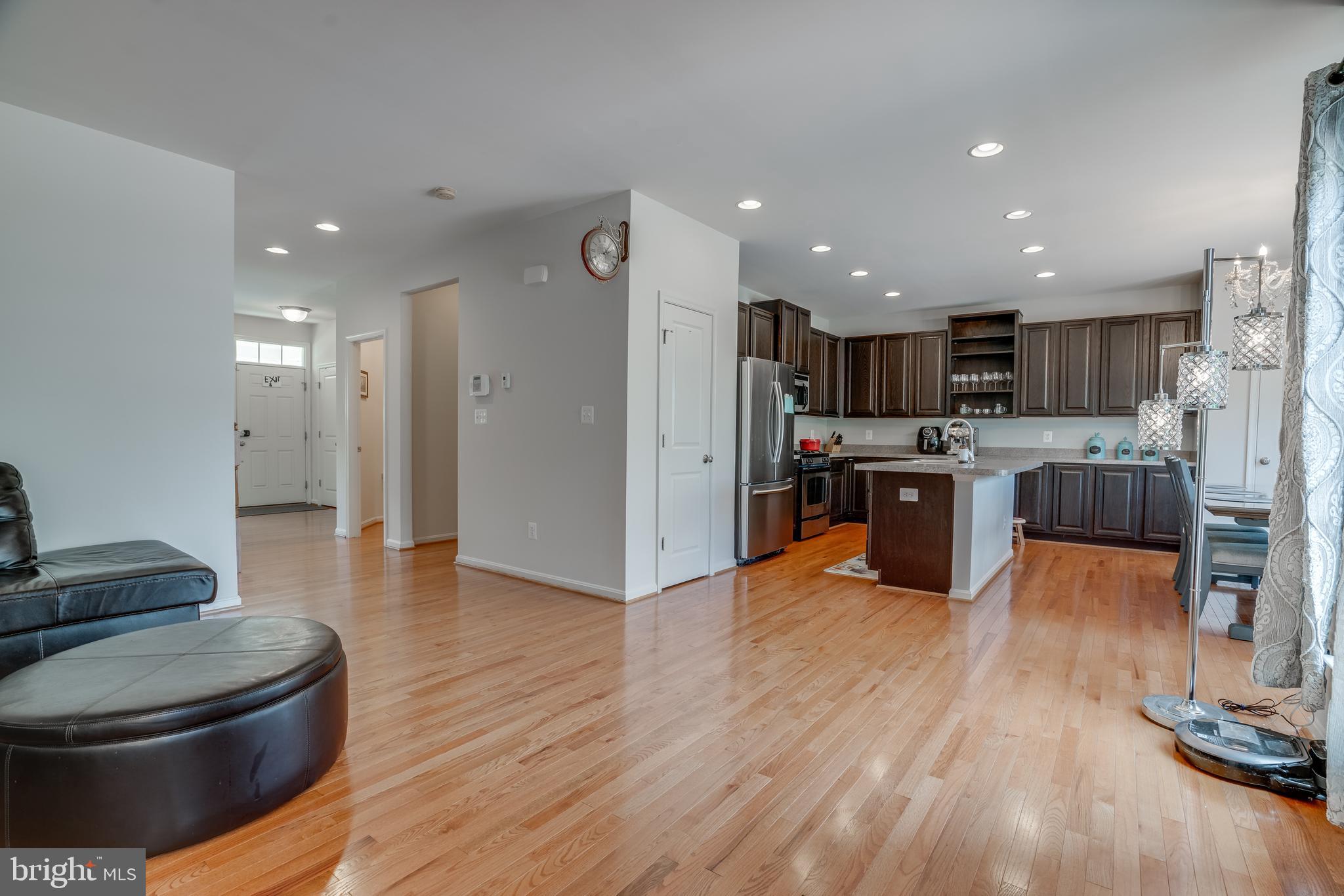 PEMBROOKE/VICTORY LAKES - Residential