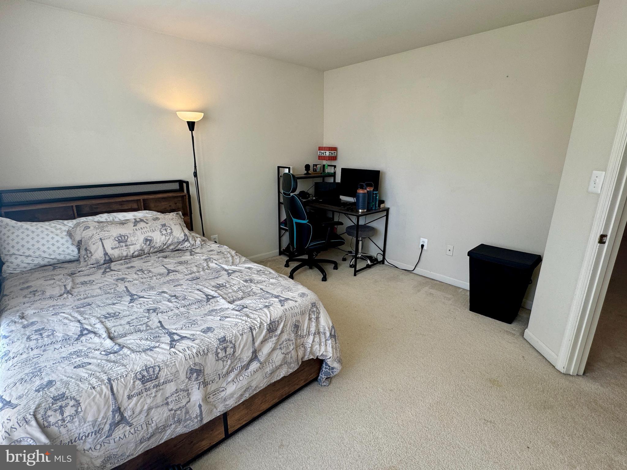 PEMBROOKE/VICTORY LAKES - Residential