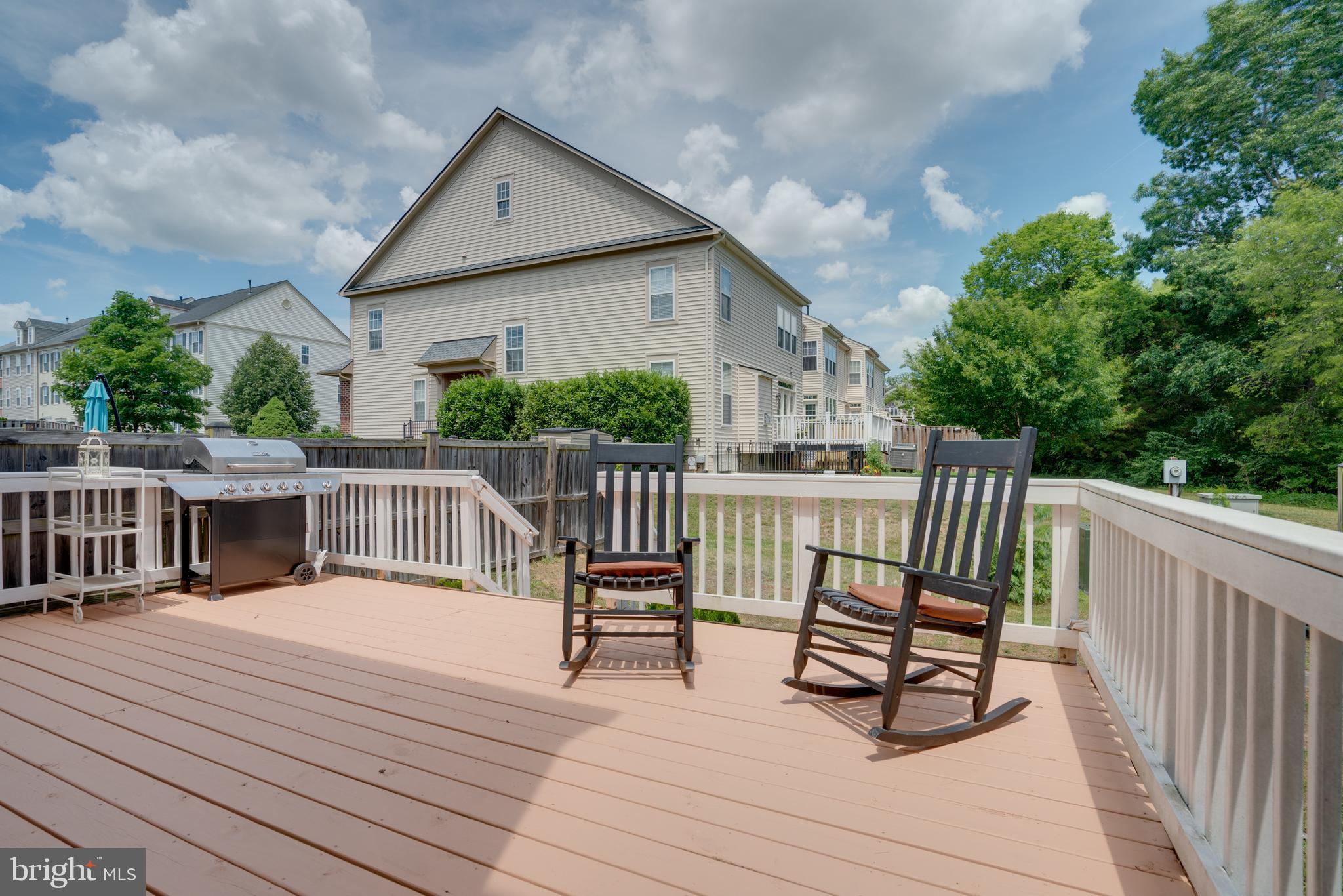 PEMBROOKE/VICTORY LAKES - Residential