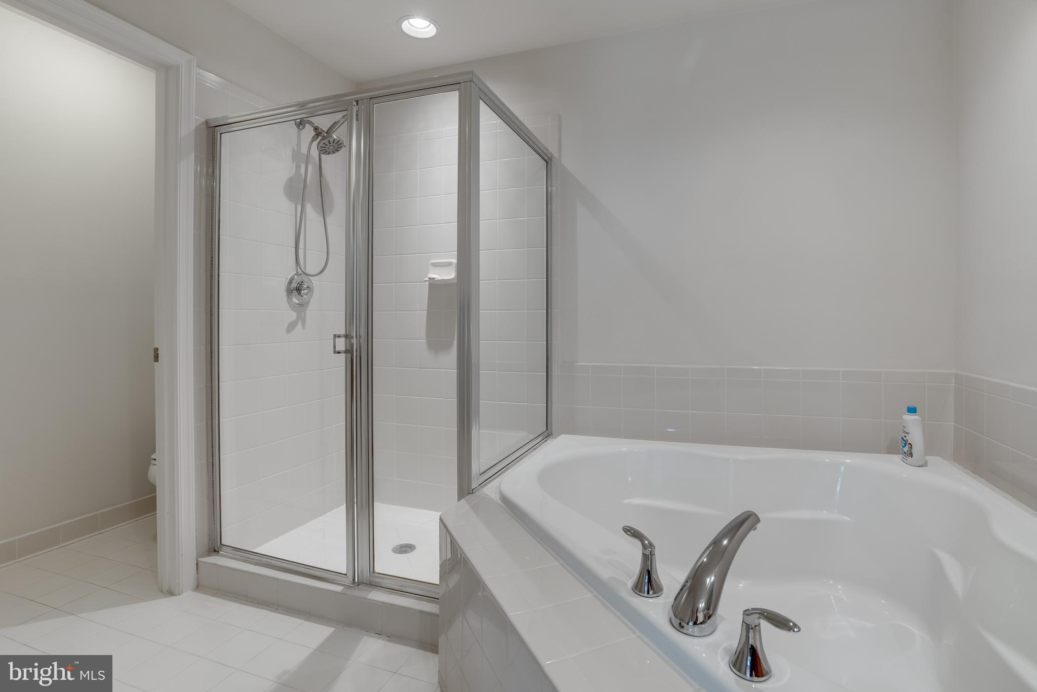 PEMBROOKE/VICTORY LAKES - Residential