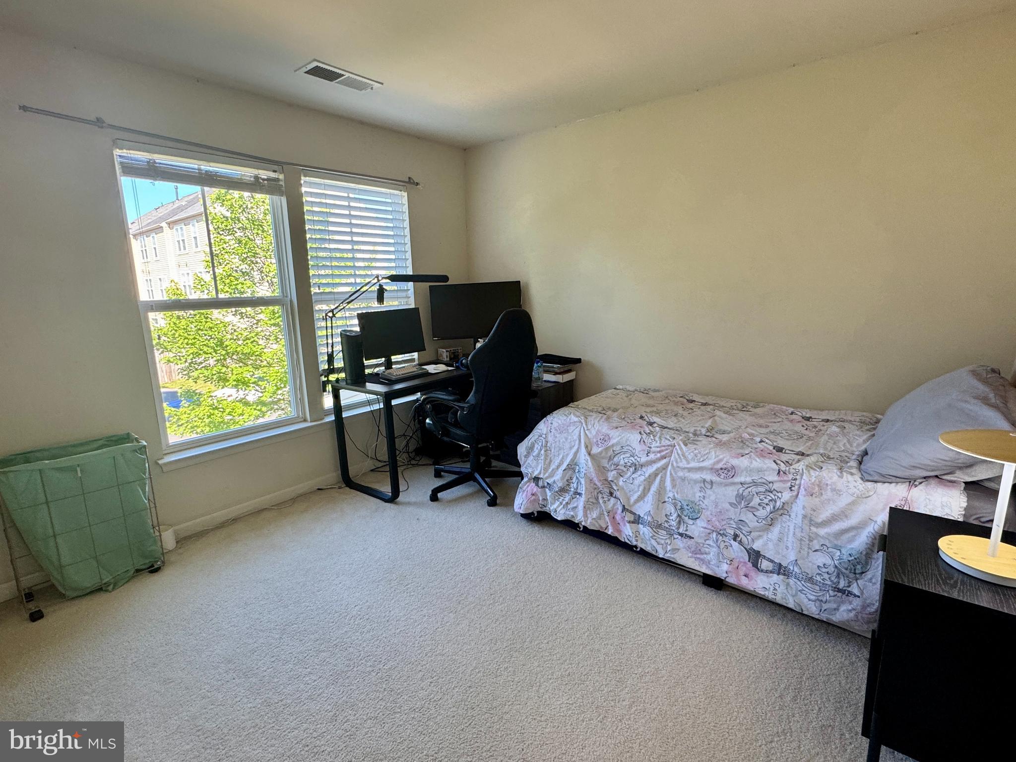 PEMBROOKE/VICTORY LAKES - Residential
