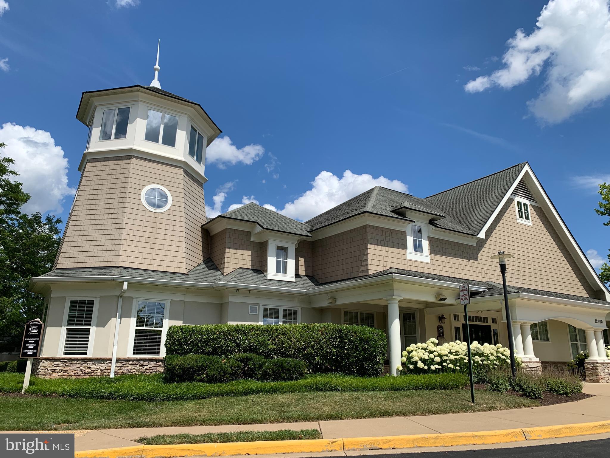 PEMBROOKE/VICTORY LAKES - Residential