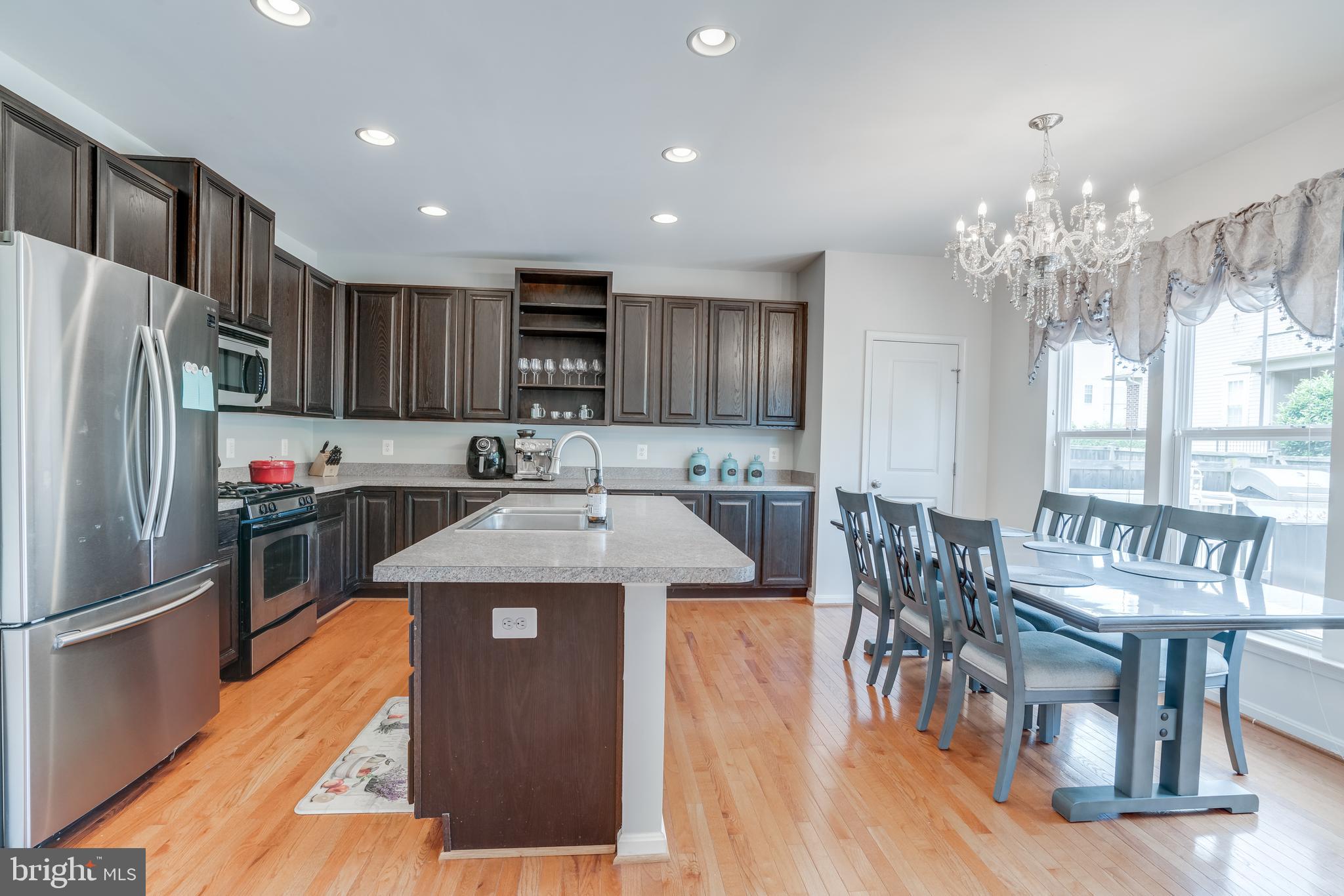 PEMBROOKE/VICTORY LAKES - Residential