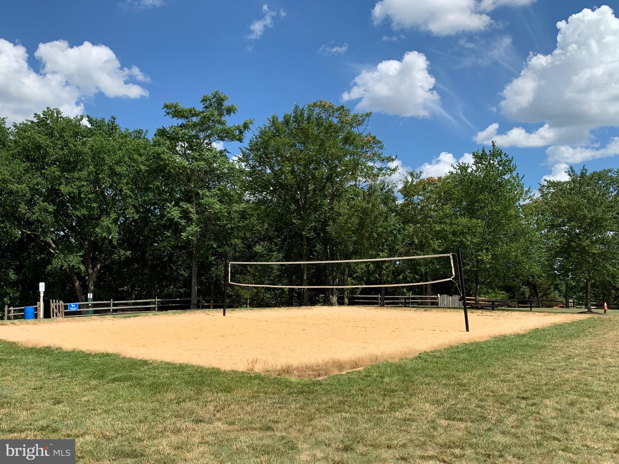 PEMBROOKE/VICTORY LAKES - Residential