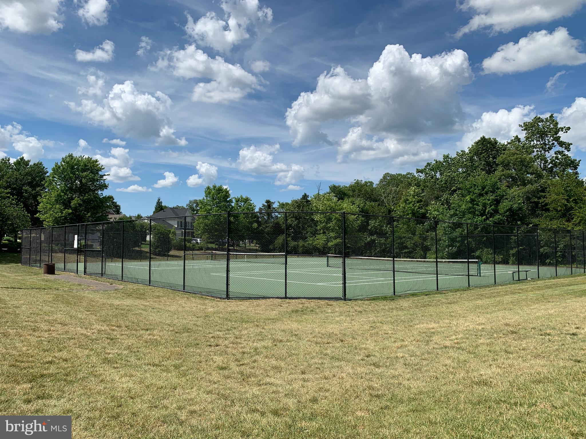PEMBROOKE/VICTORY LAKES - Residential
