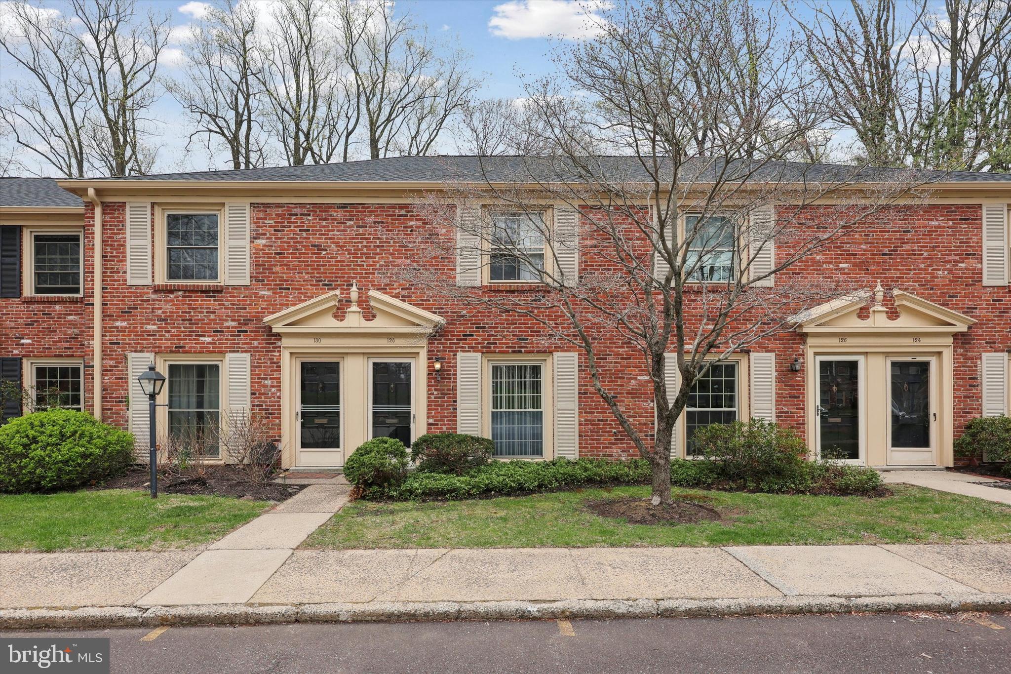 GEORGETOWN OF PHIL - Residential Lease