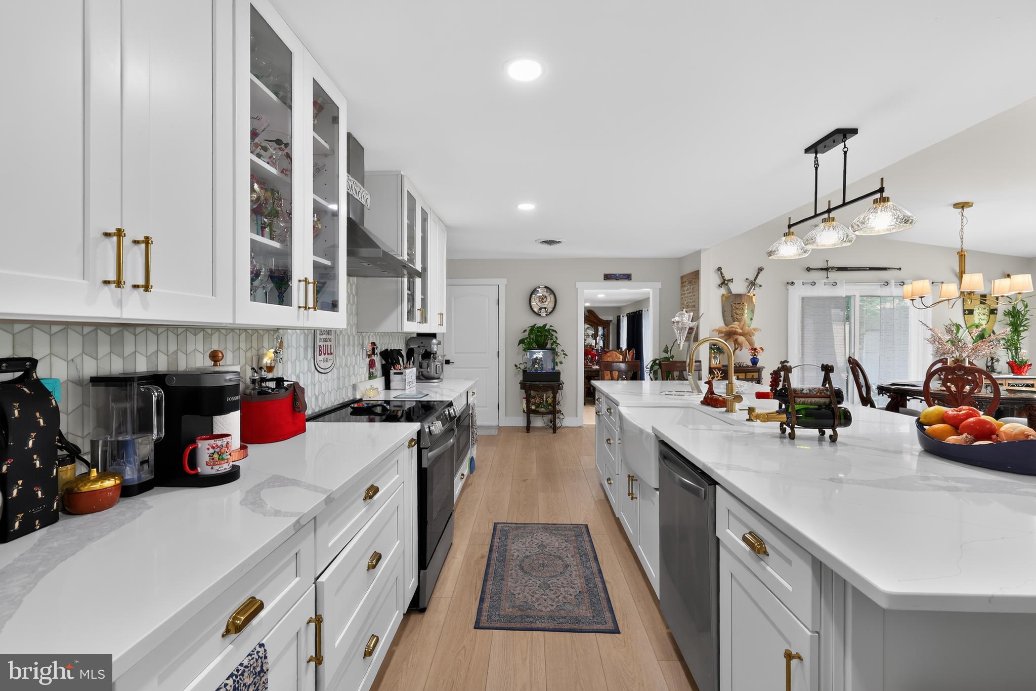 RIVER BEND - Residential