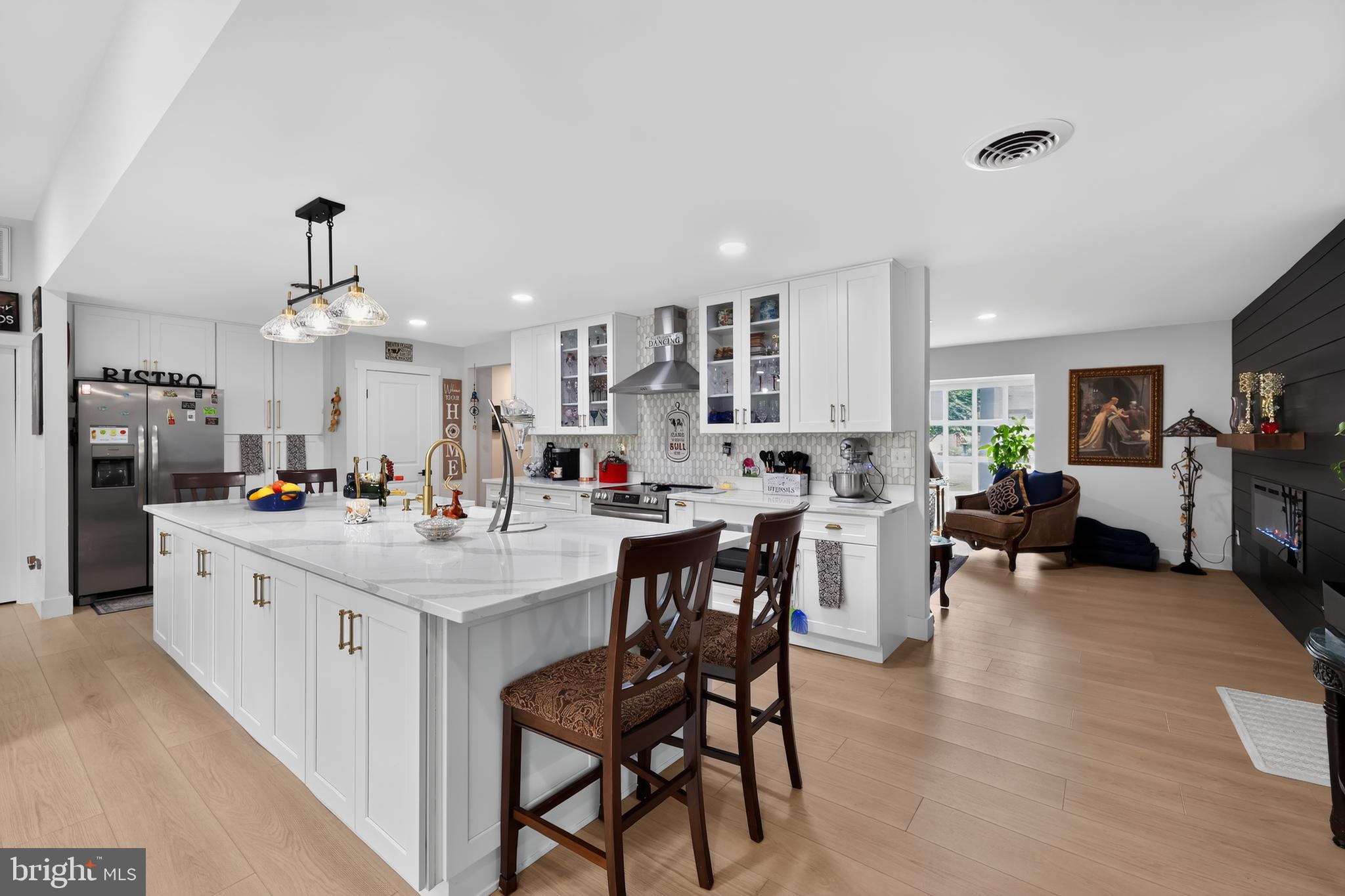 RIVER BEND - Residential