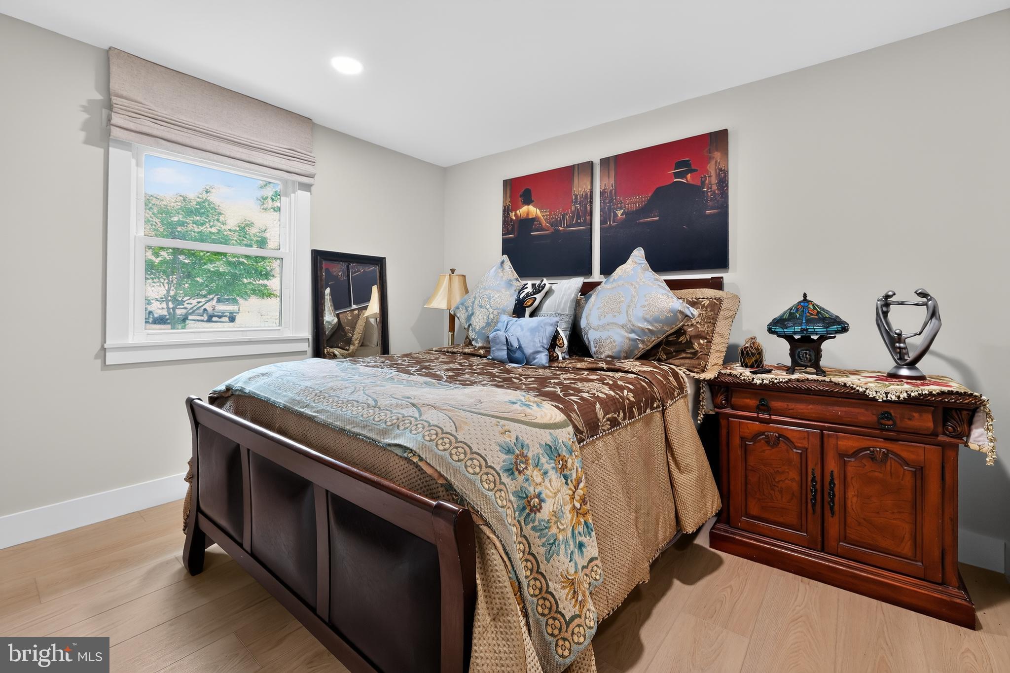 RIVER BEND - Residential