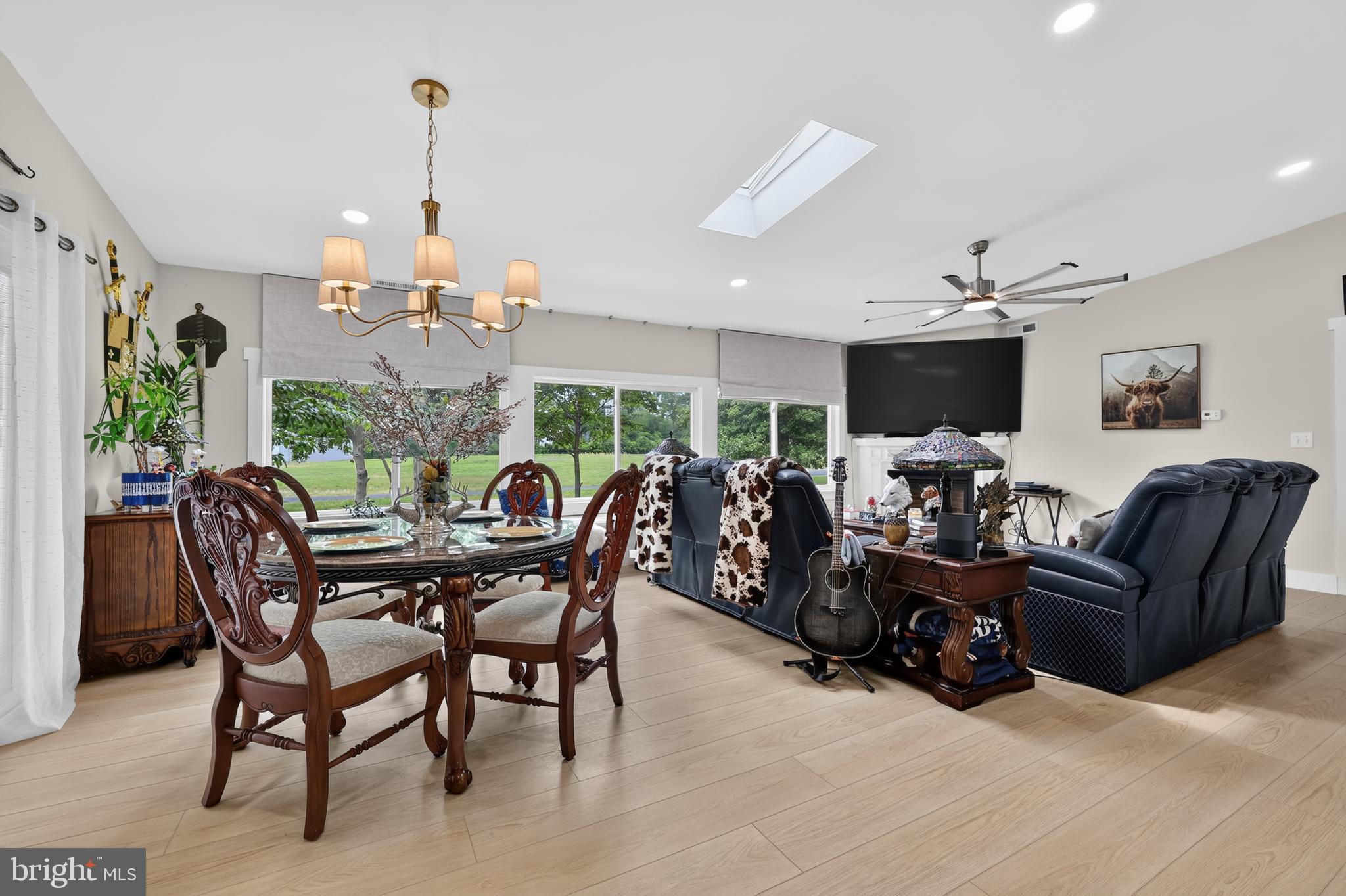 RIVER BEND - Residential