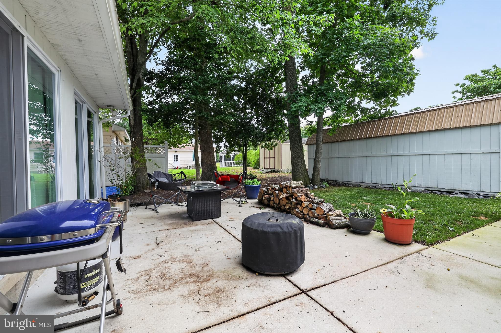 RIVER BEND - Residential
