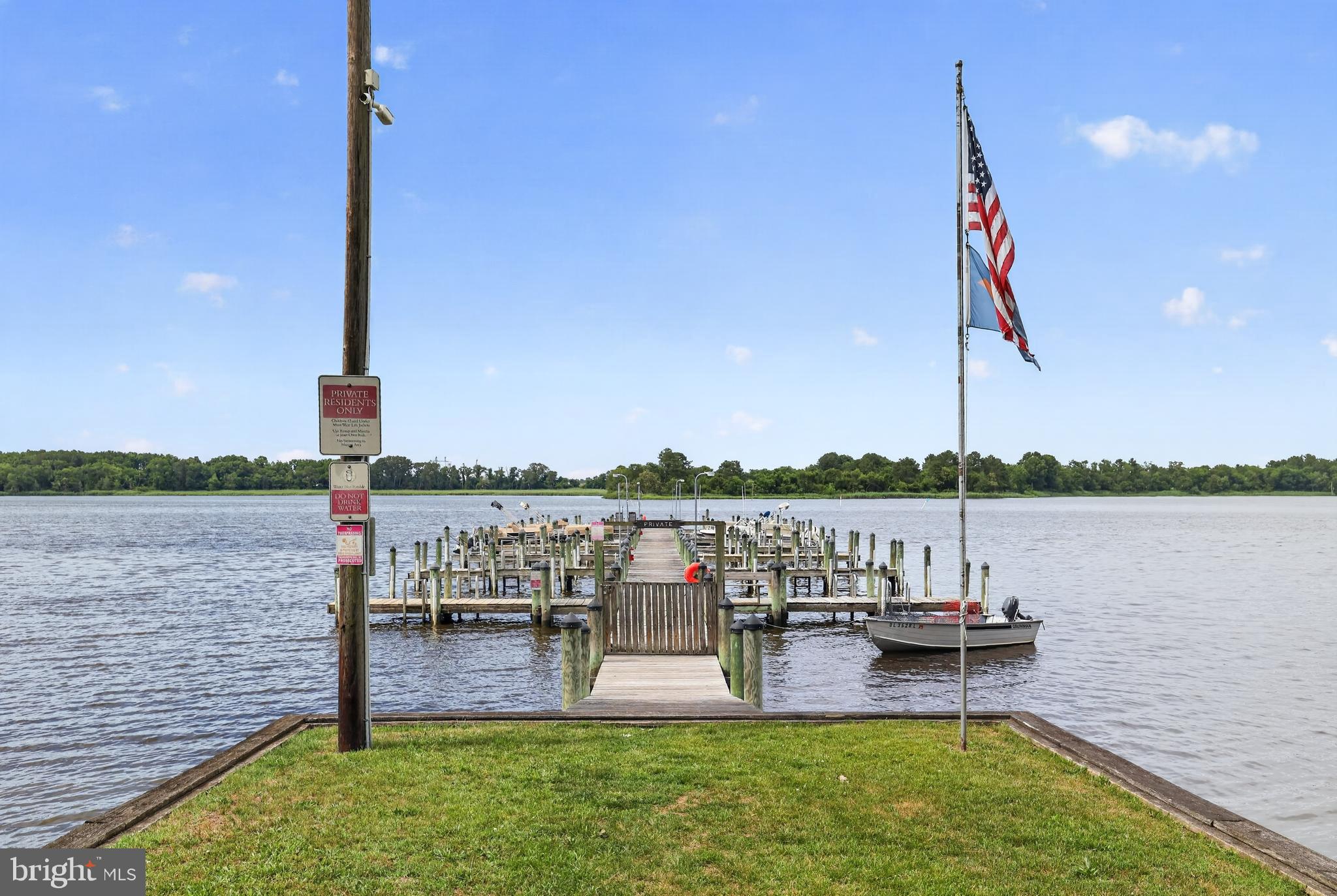 RIVER BEND - Residential