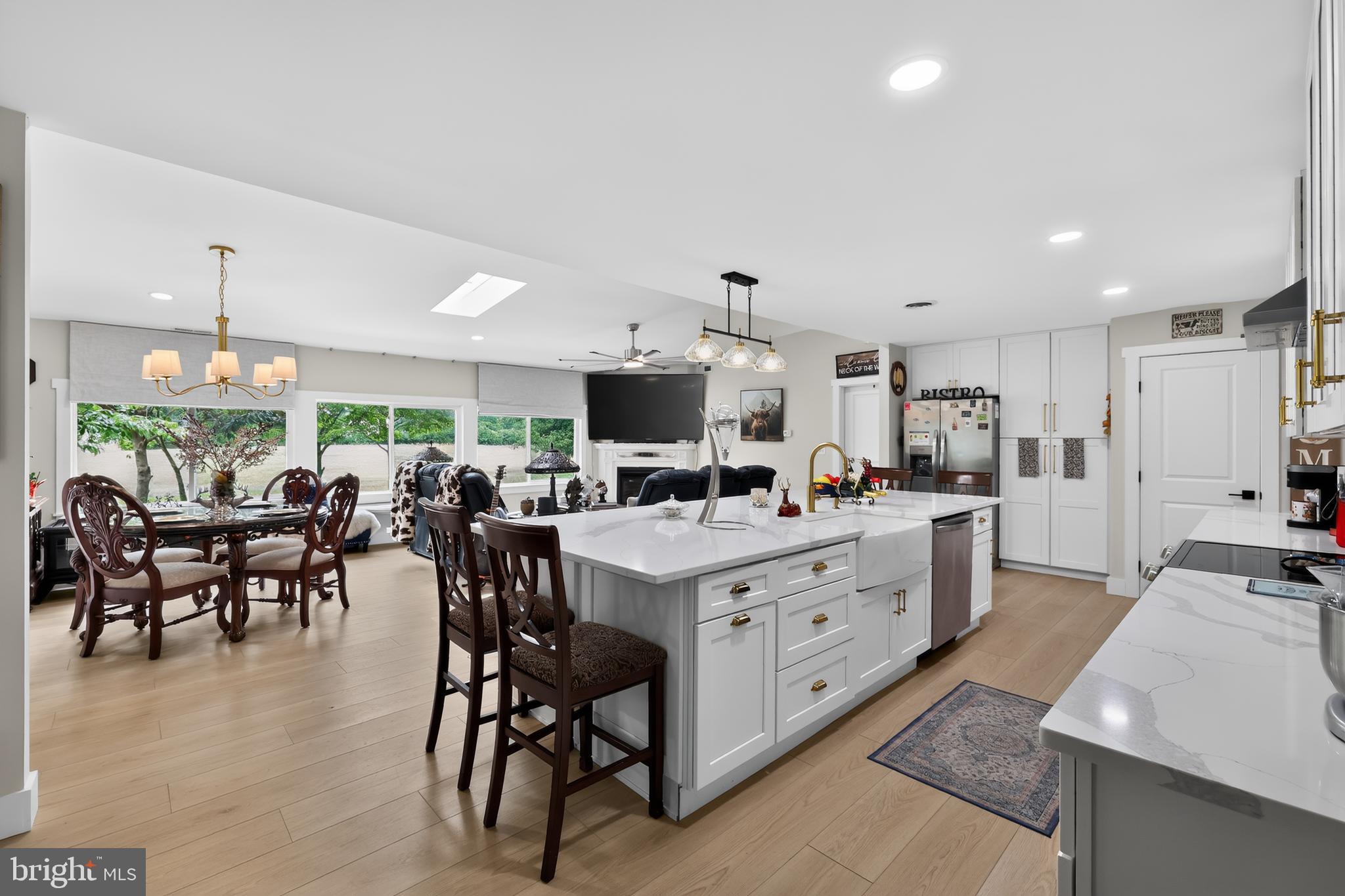 RIVER BEND - Residential