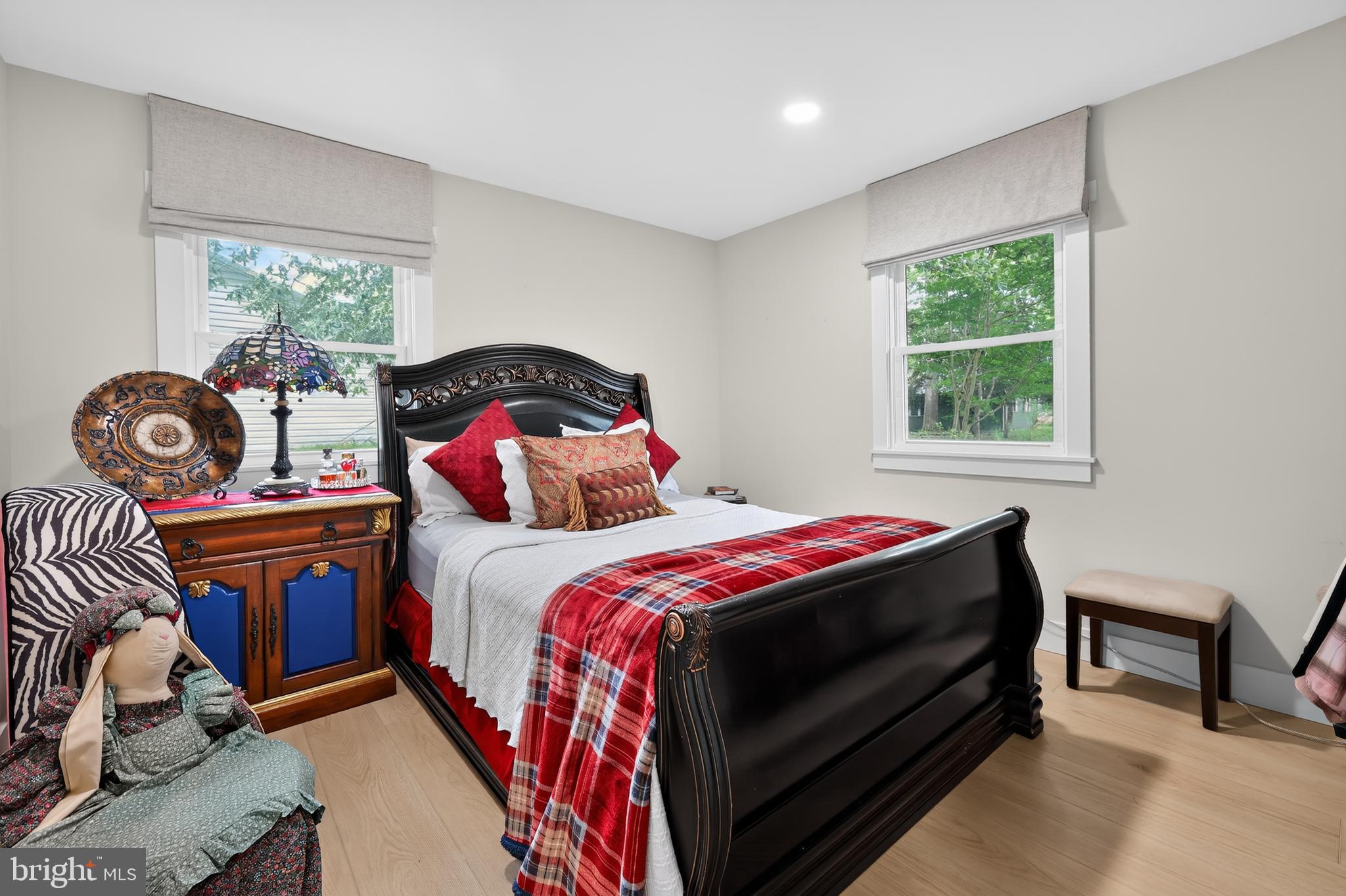RIVER BEND - Residential