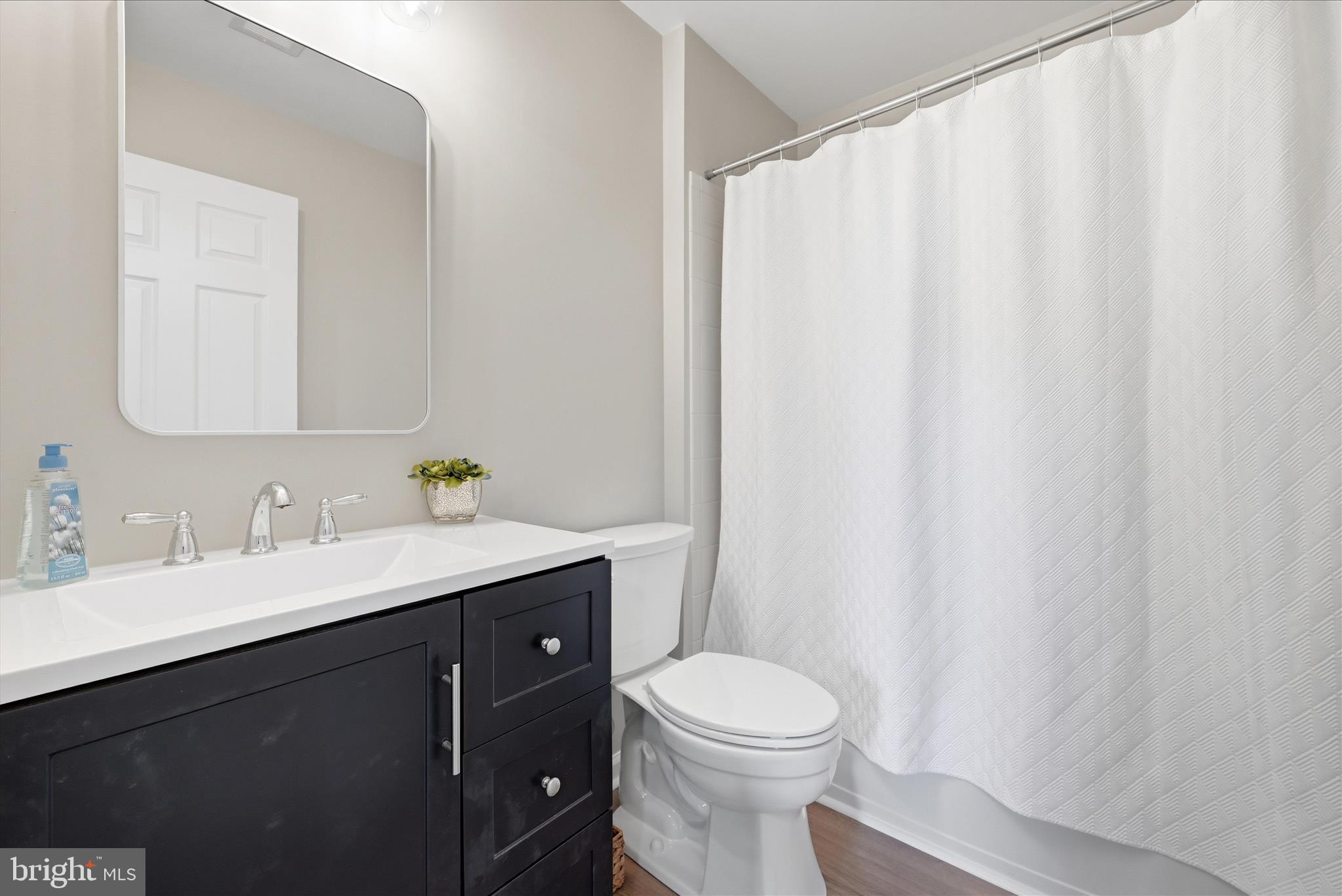 KINGSRIDGE ESTATES - Residential