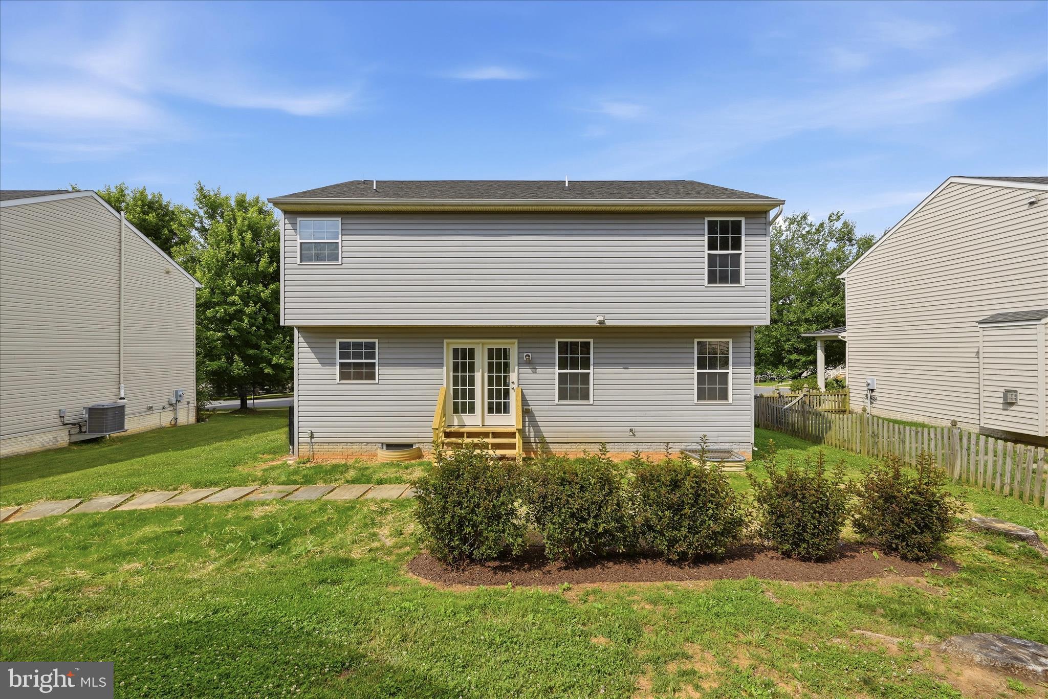 KINGSRIDGE ESTATES - Residential