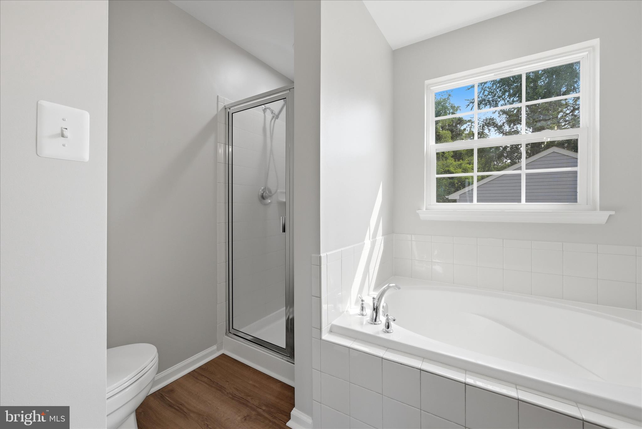 KINGSRIDGE ESTATES - Residential