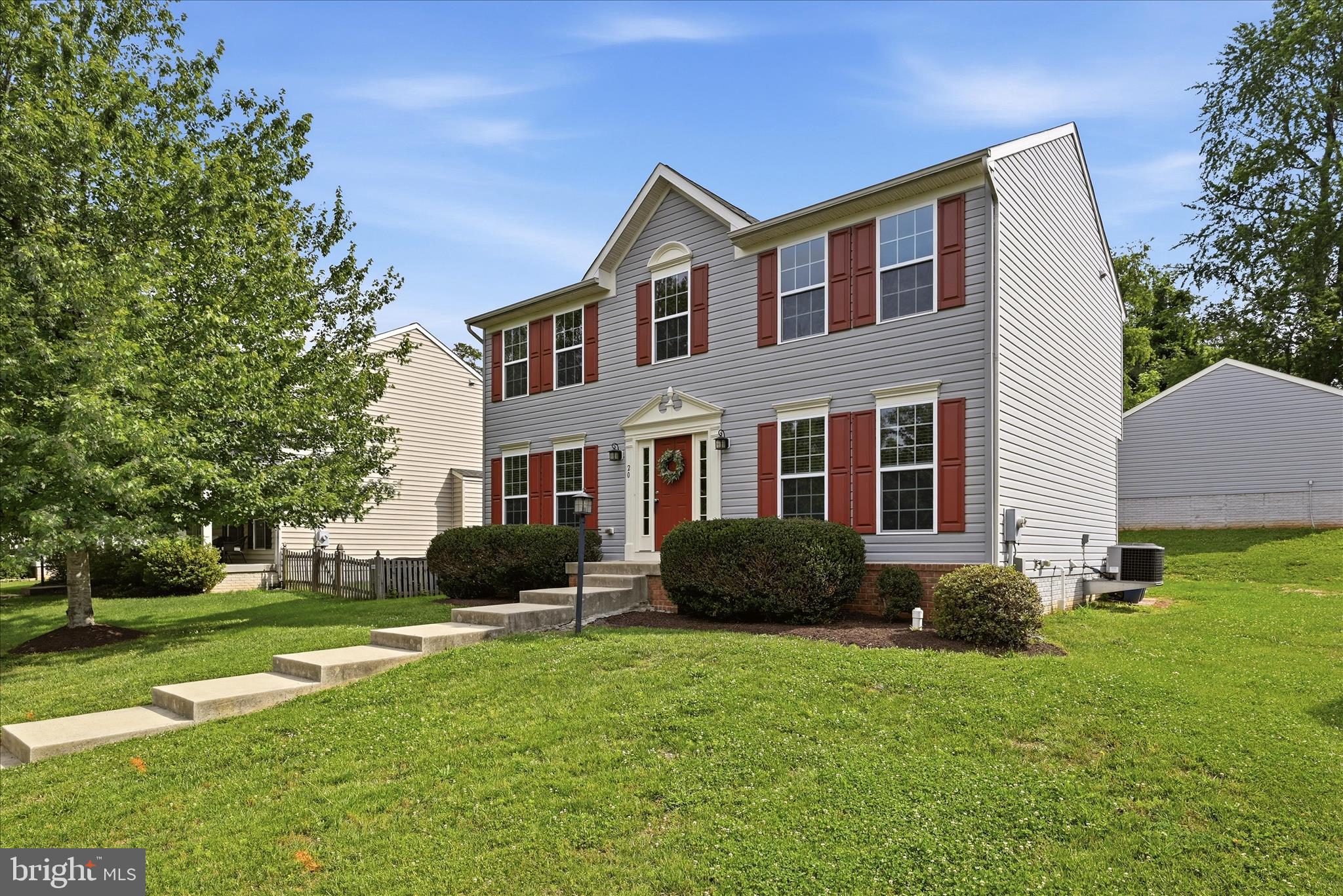 KINGSRIDGE ESTATES - Residential
