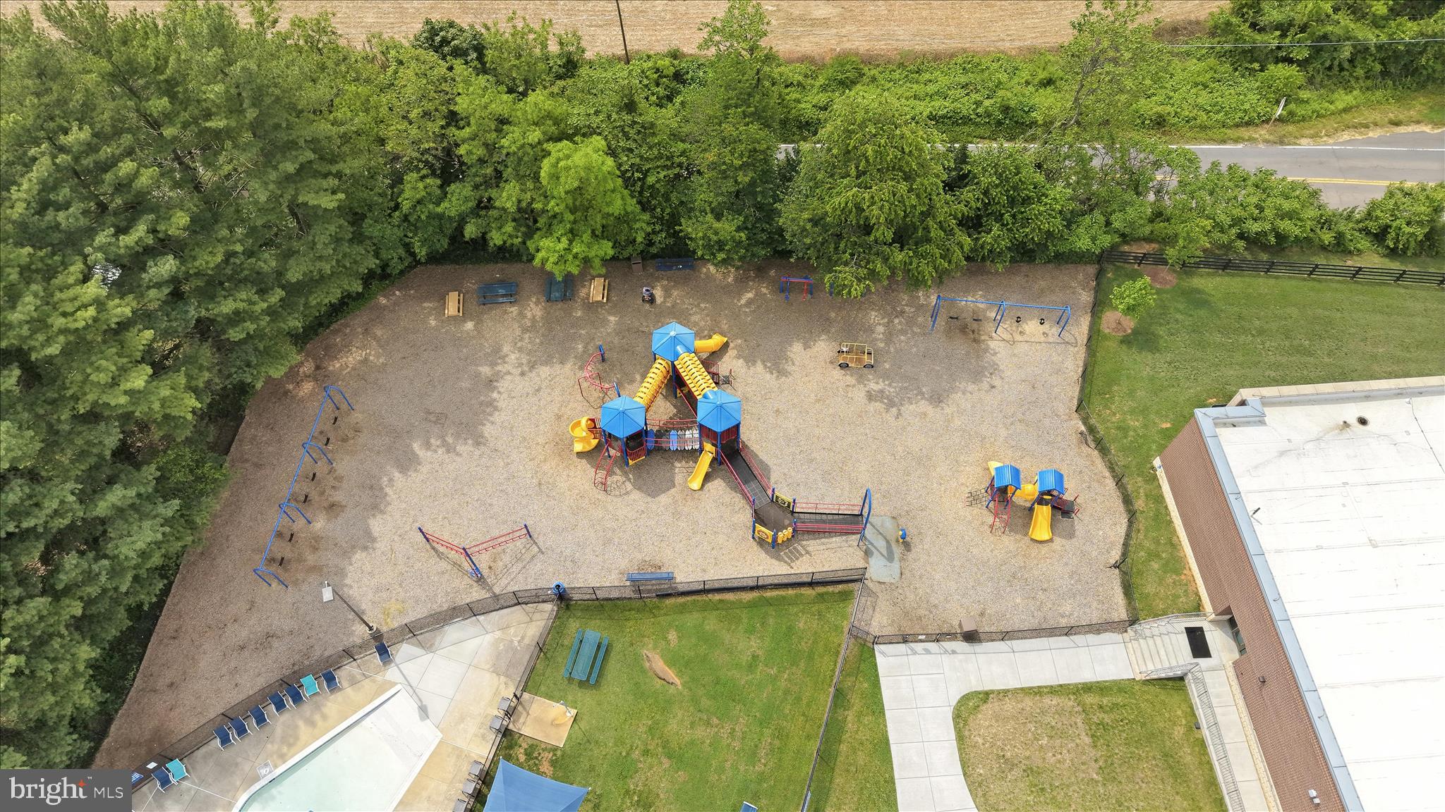 KINGSRIDGE ESTATES - Residential