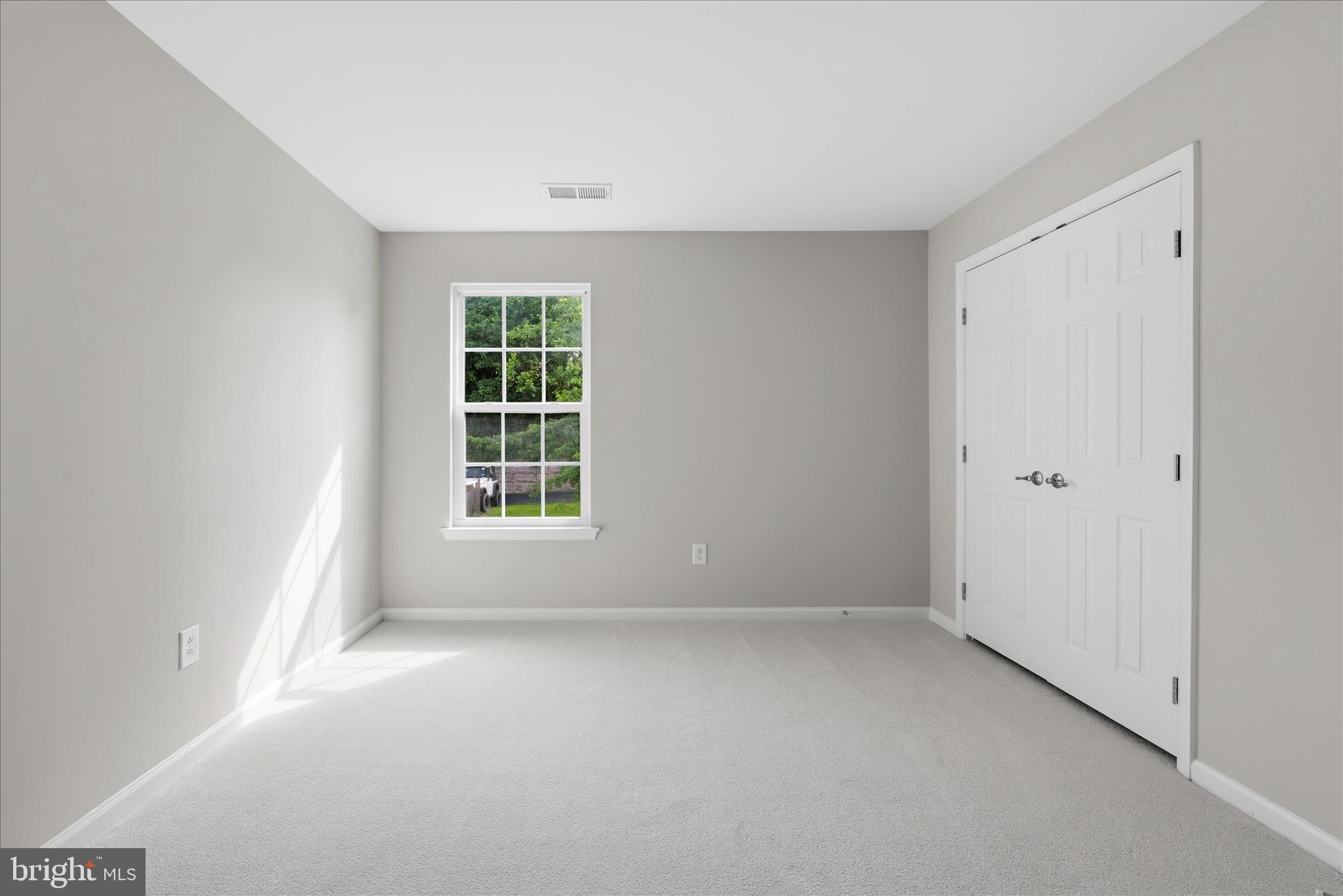 KINGSRIDGE ESTATES - Residential