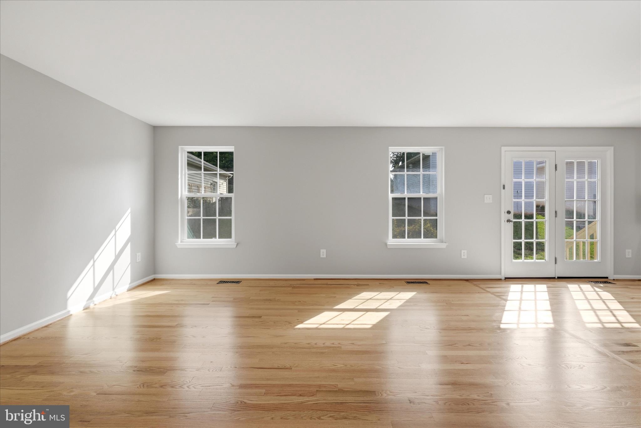 KINGSRIDGE ESTATES - Residential