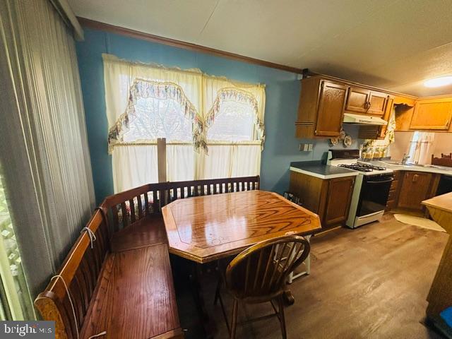 HIGHLAND MANOR - Residential