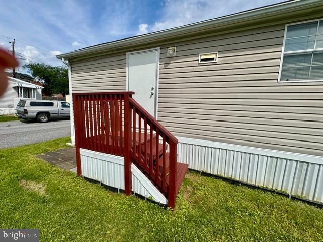 COOL BREEZE MOBILE HOME PARK - Residential
