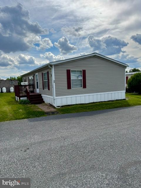 COOL BREEZE MOBILE HOME PARK - Residential
