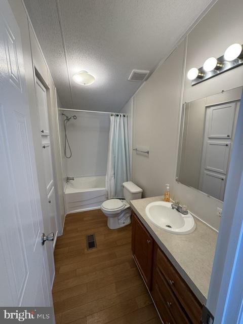 COOL BREEZE MOBILE HOME PARK - Residential