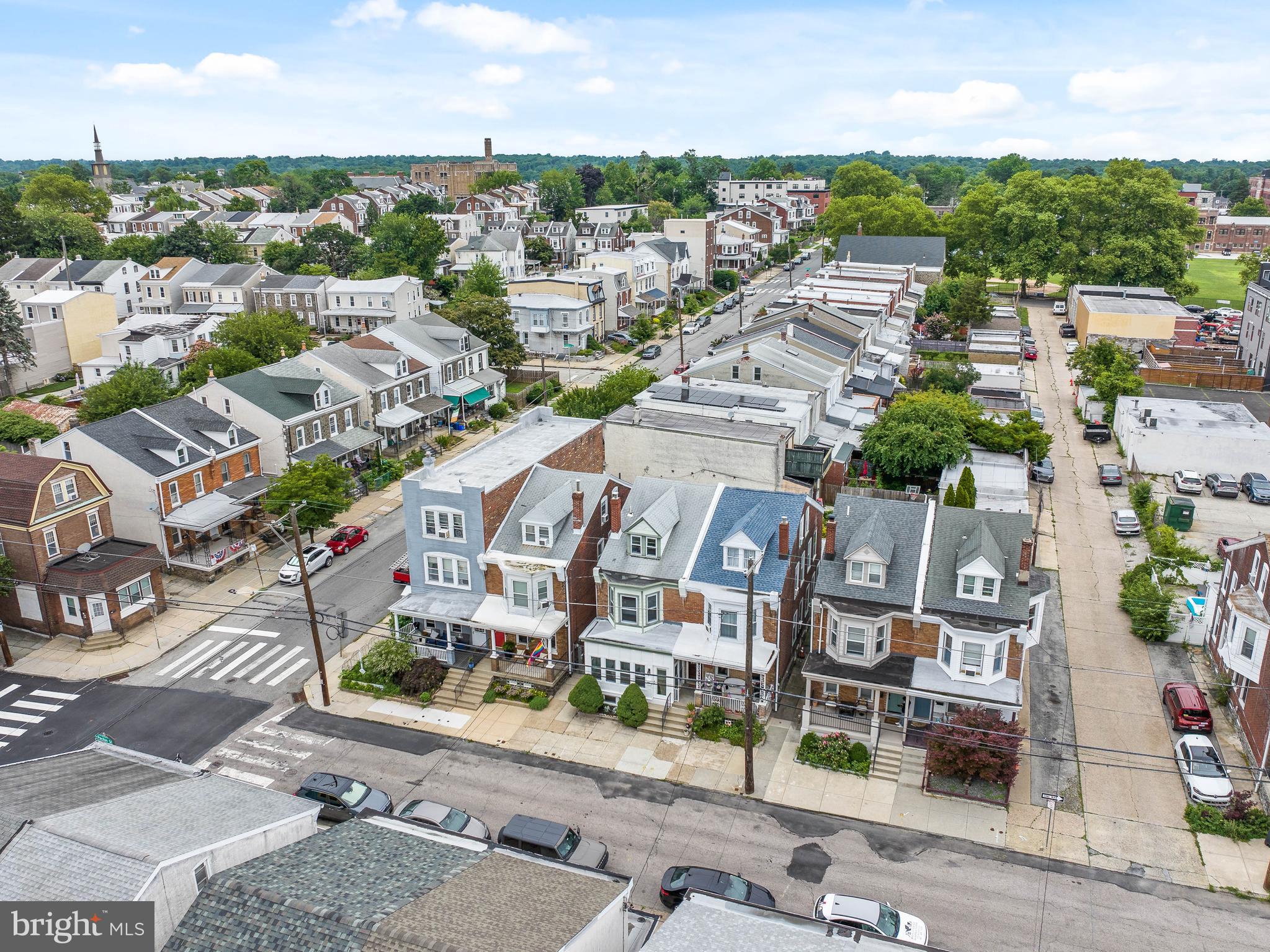 ROXBOROUGH - Residential