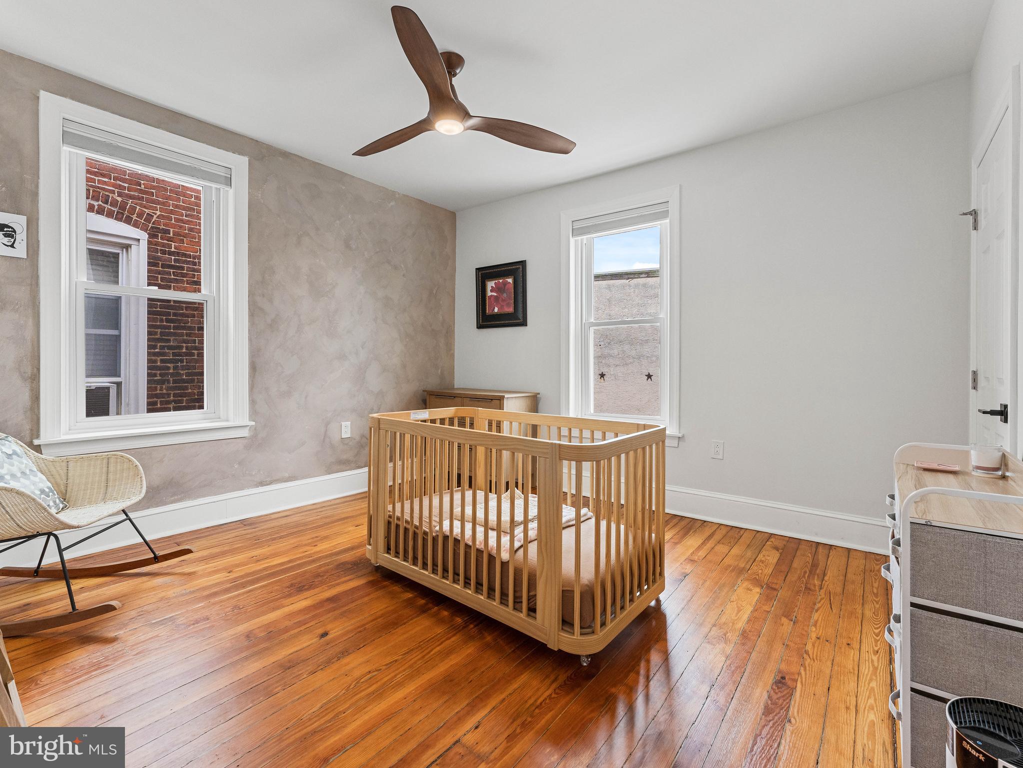 ROXBOROUGH - Residential