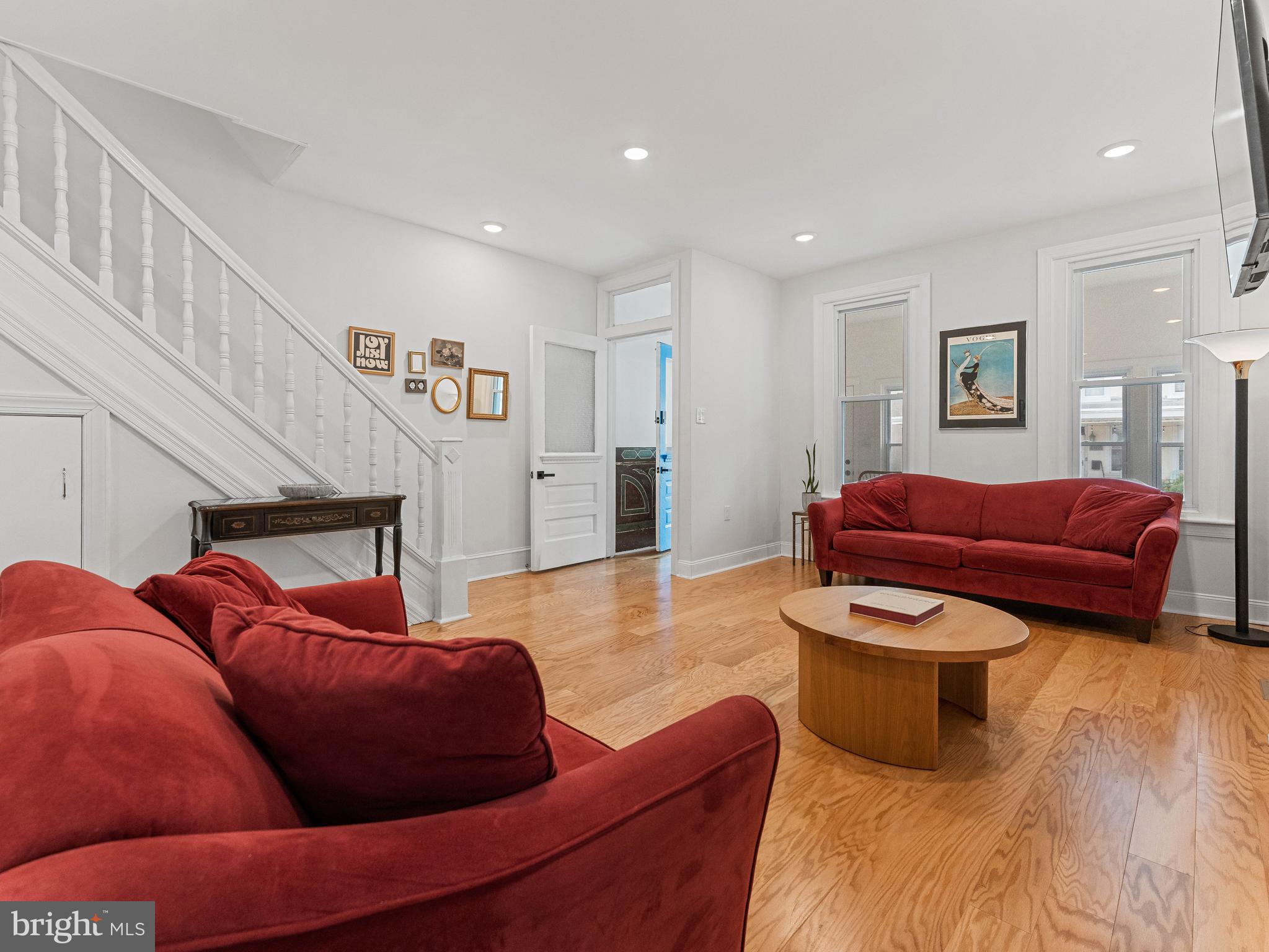 ROXBOROUGH - Residential