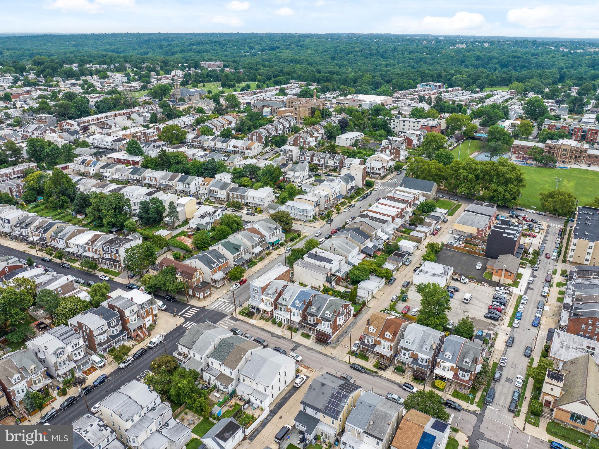 ROXBOROUGH - Residential