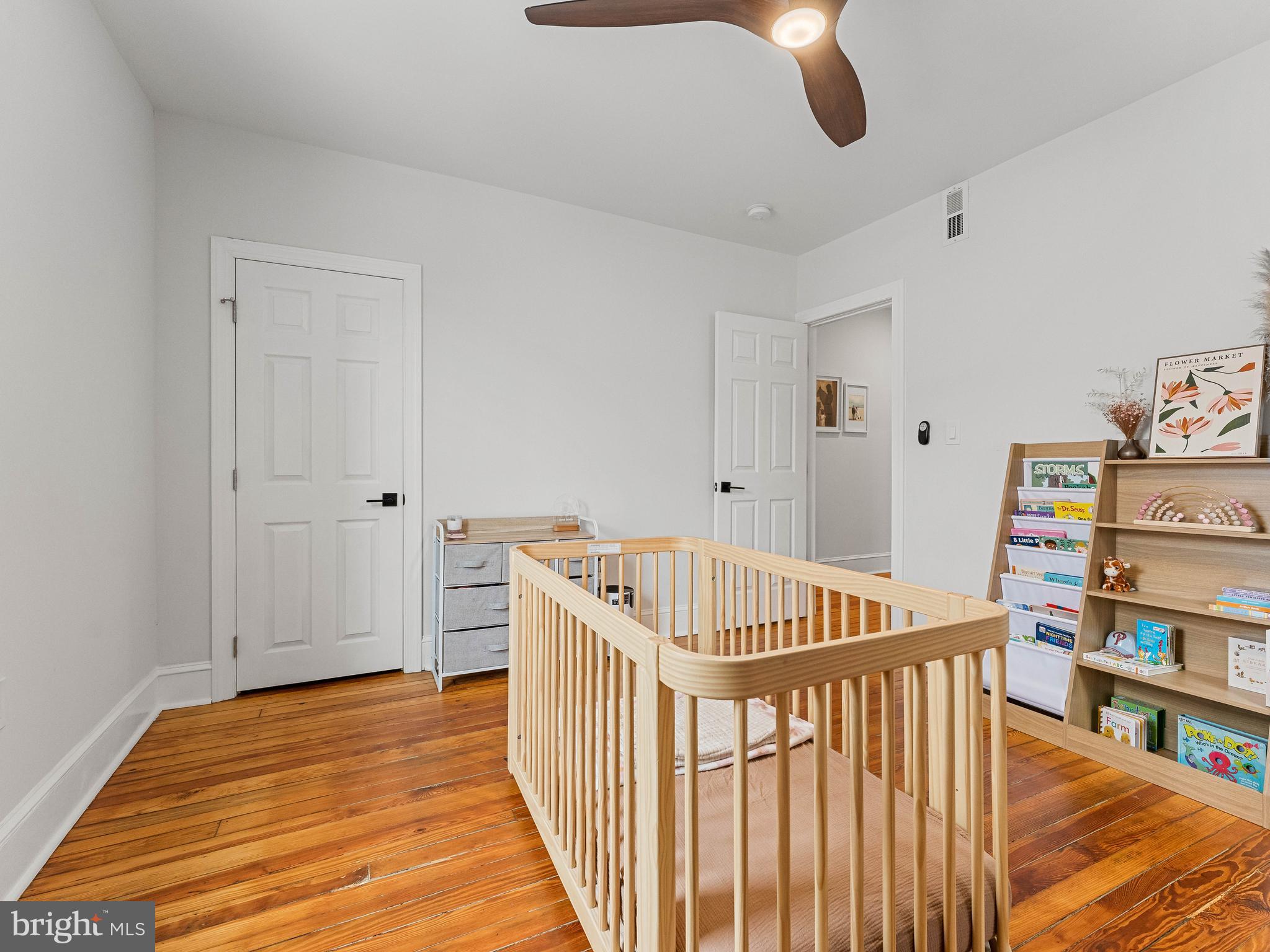 ROXBOROUGH - Residential