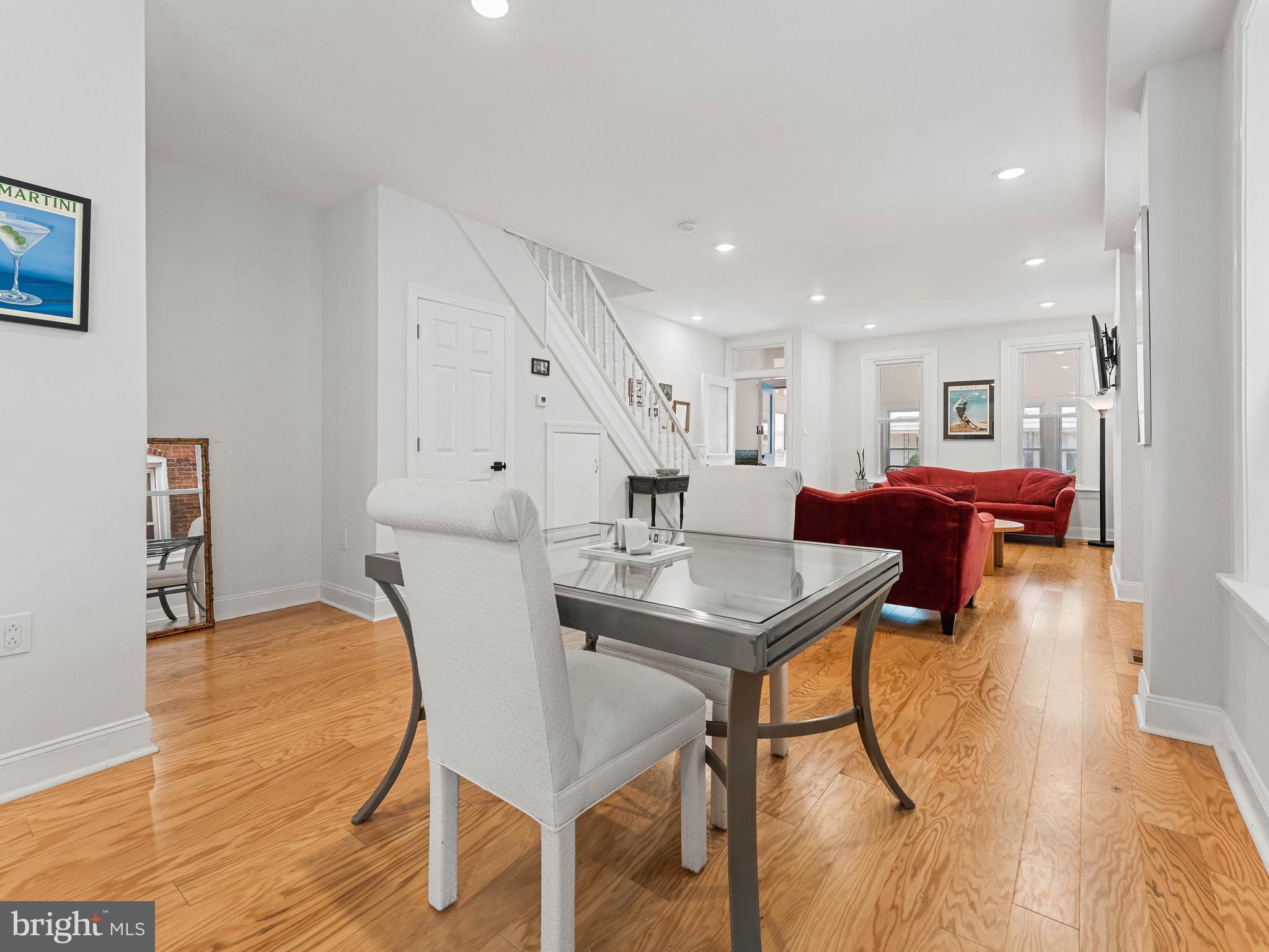 ROXBOROUGH - Residential
