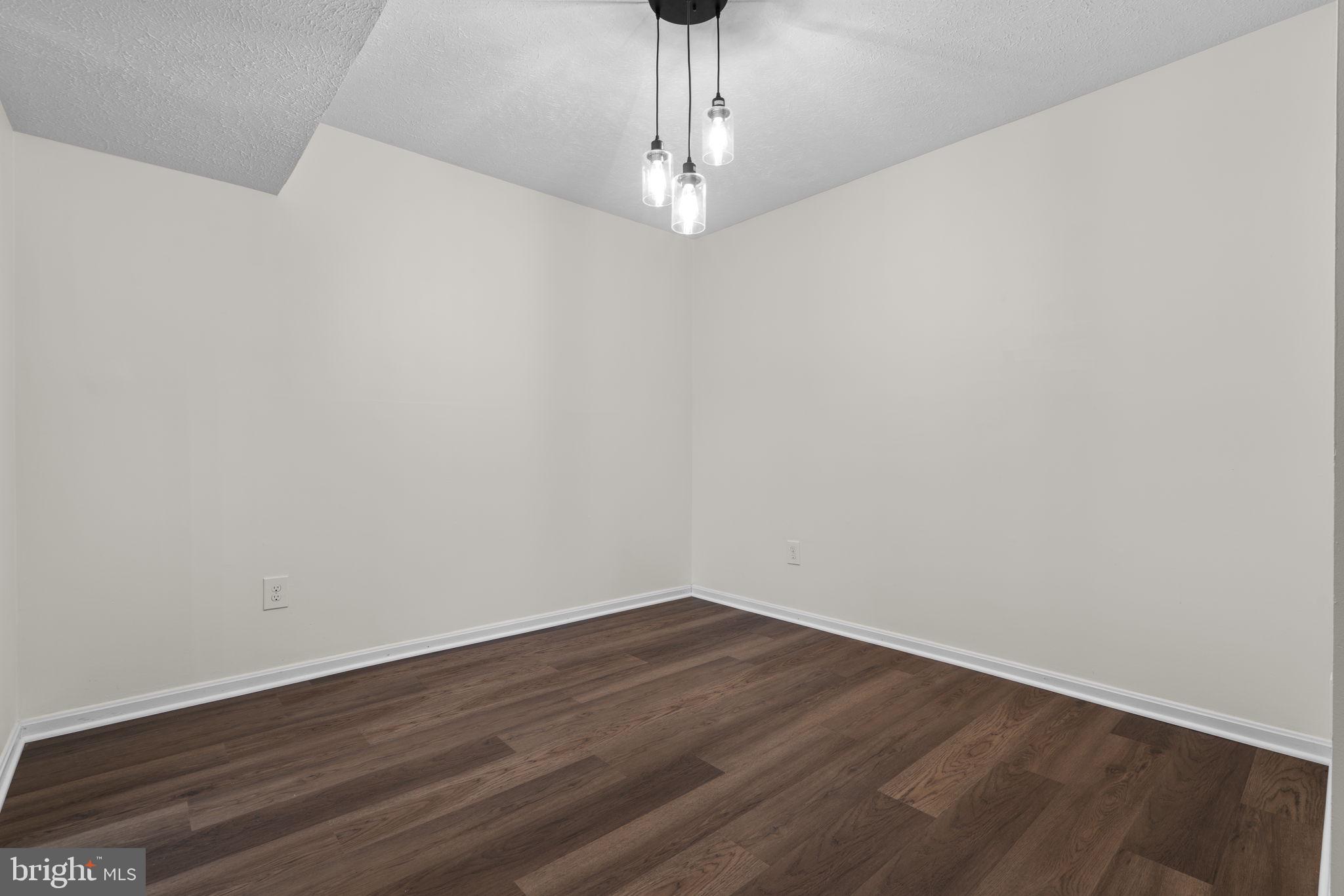 SINGLETONS GROVE - Residential