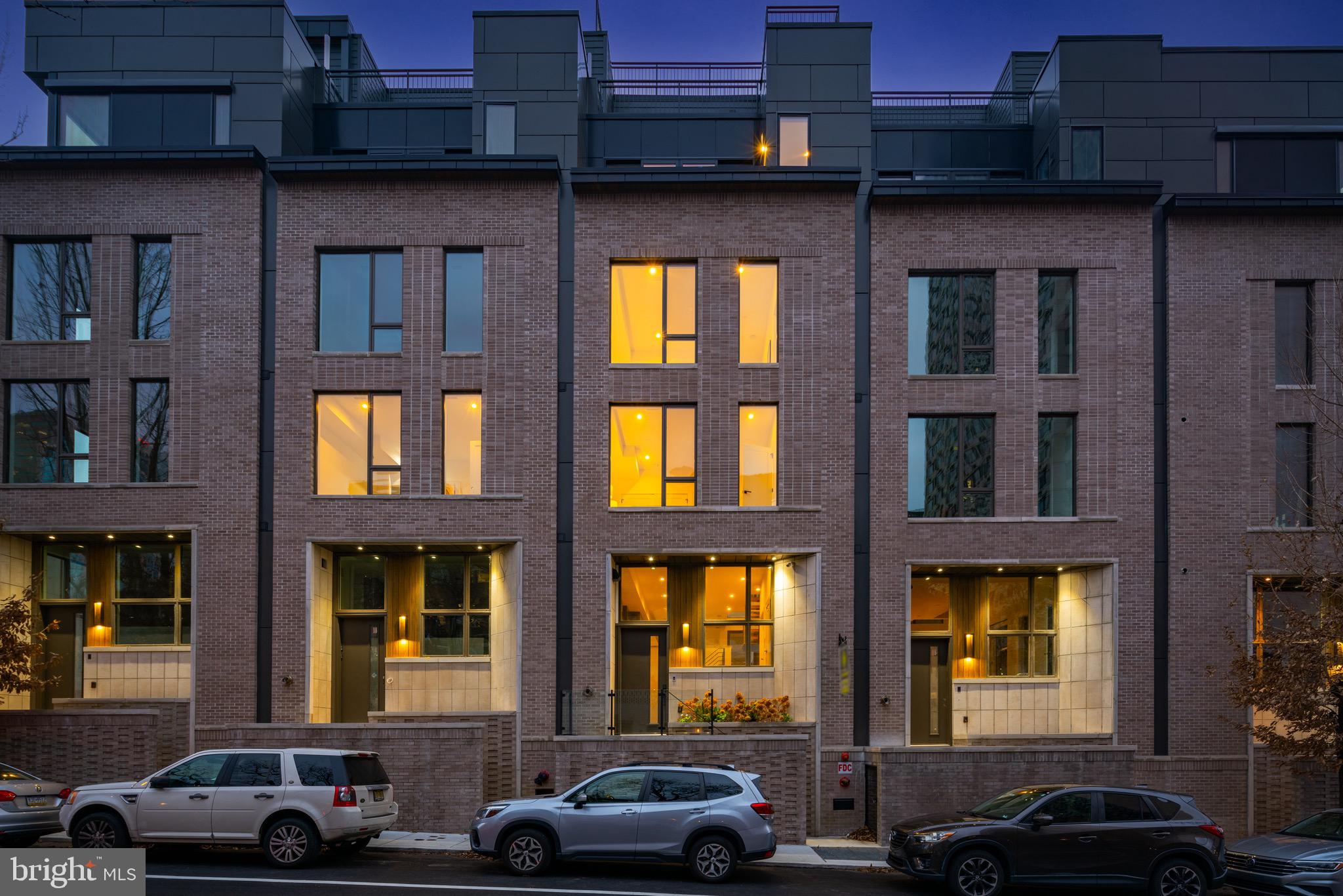RITTENHOUSE SQUARE - Residential