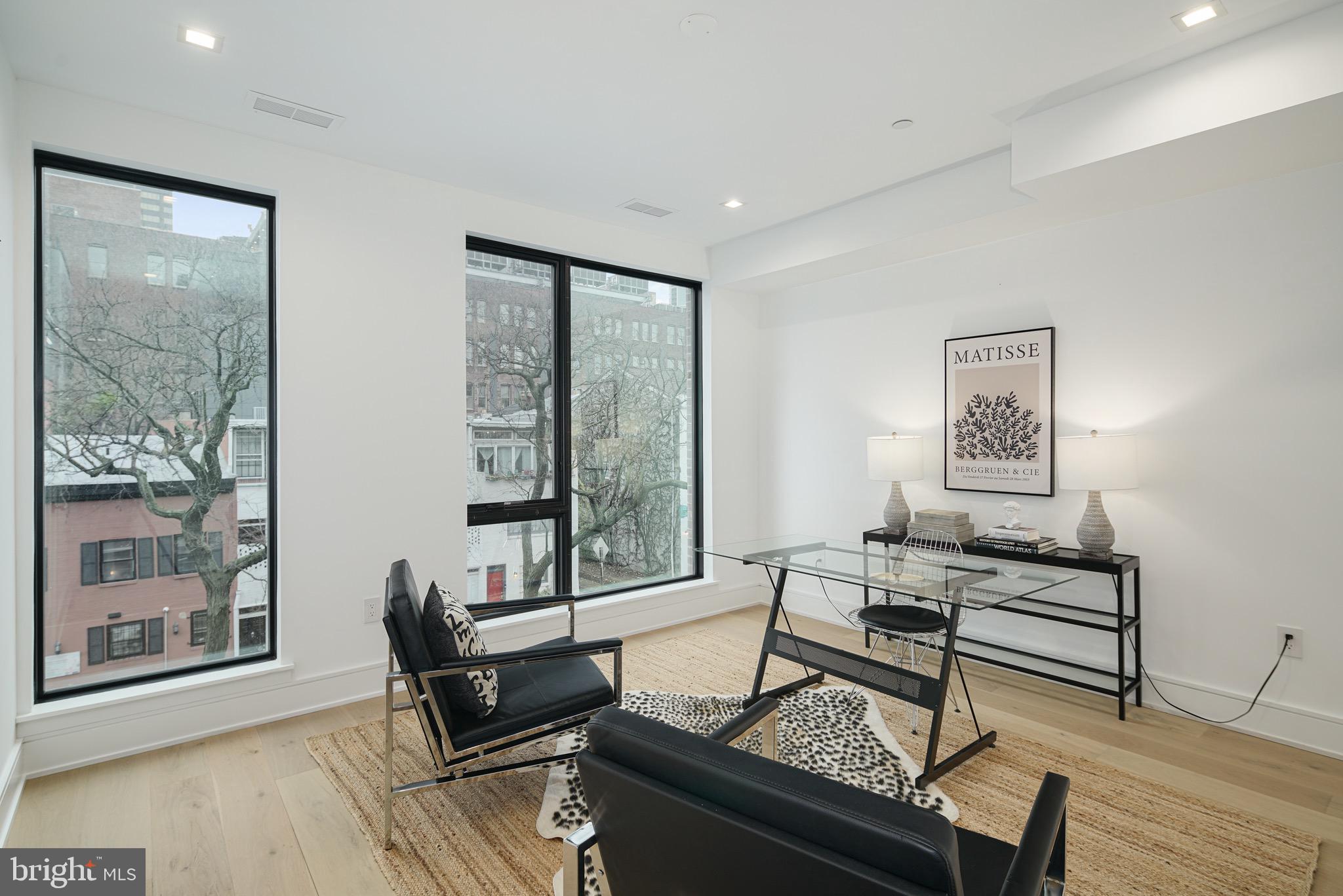 RITTENHOUSE SQUARE - Residential