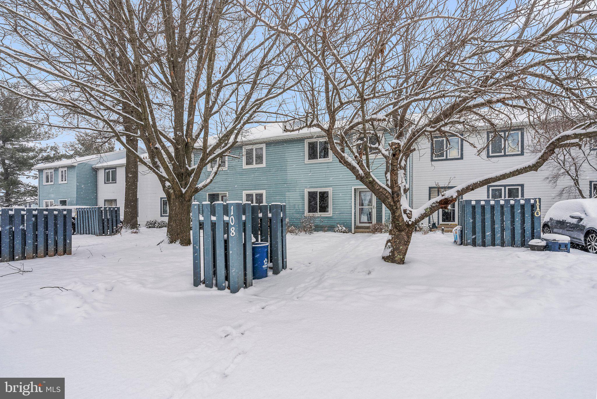 THE HIGHLANDS - Residential